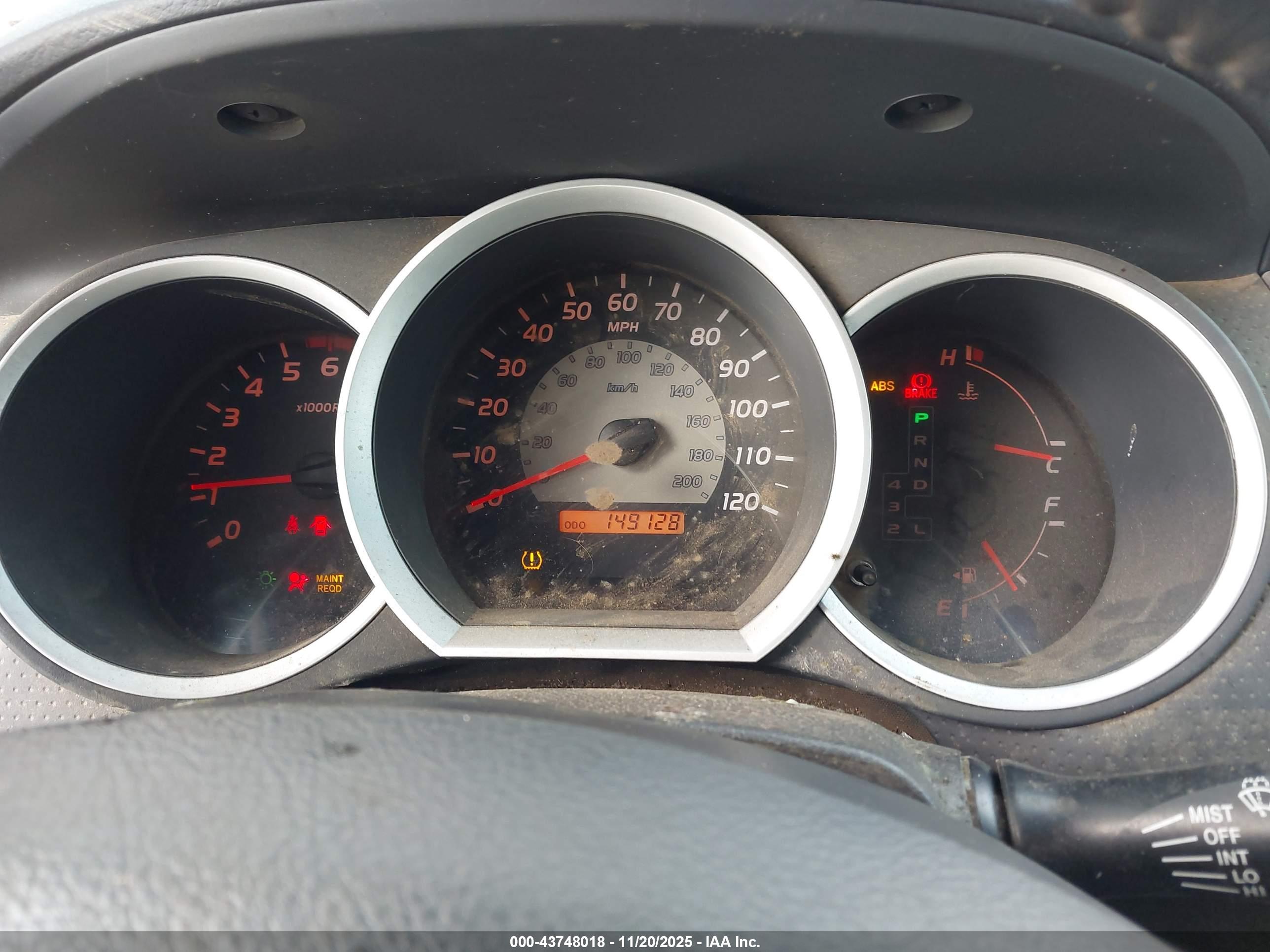 TOYOTA TACOMA image 7