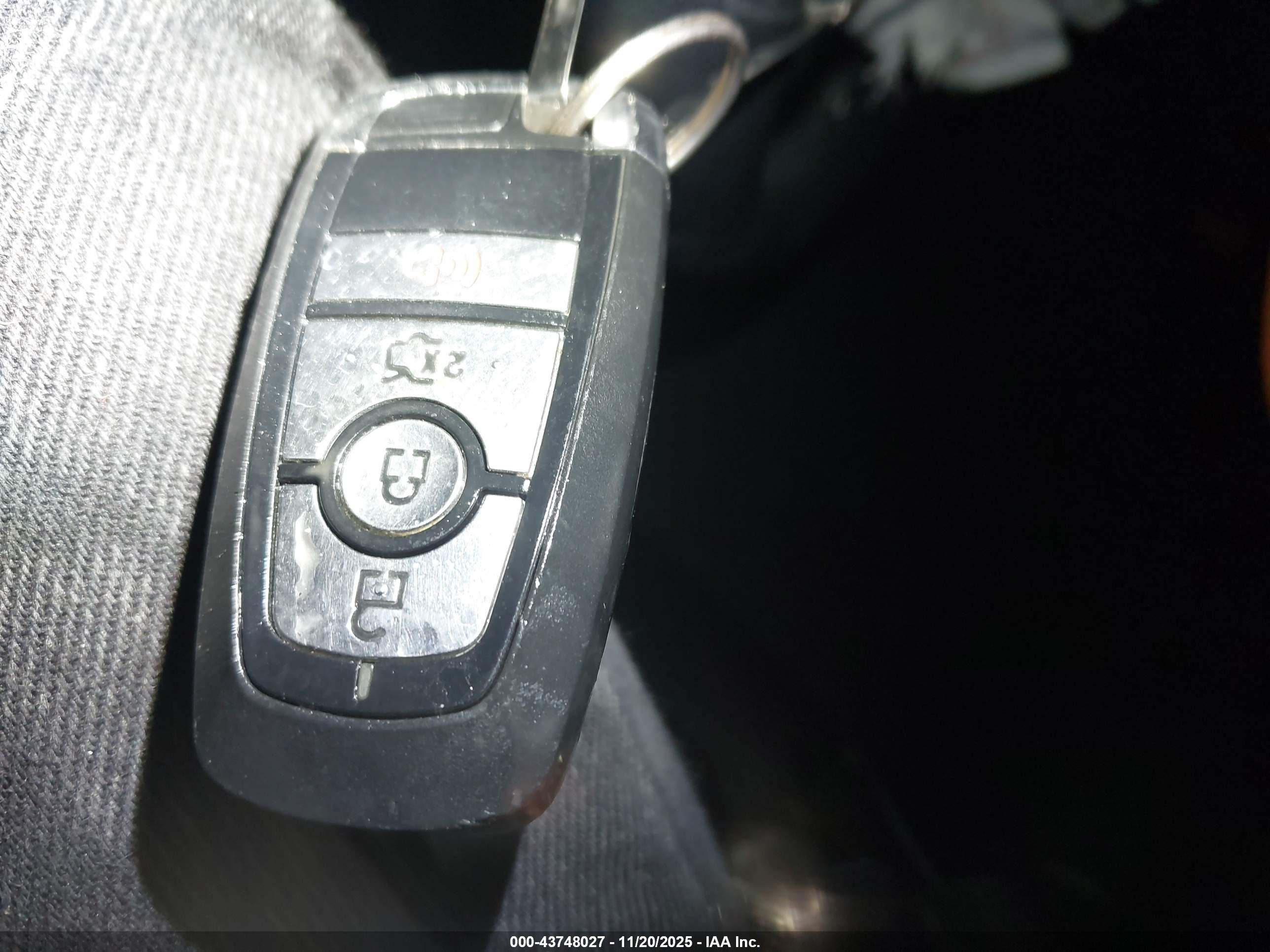 FORD MUSTANG image 11