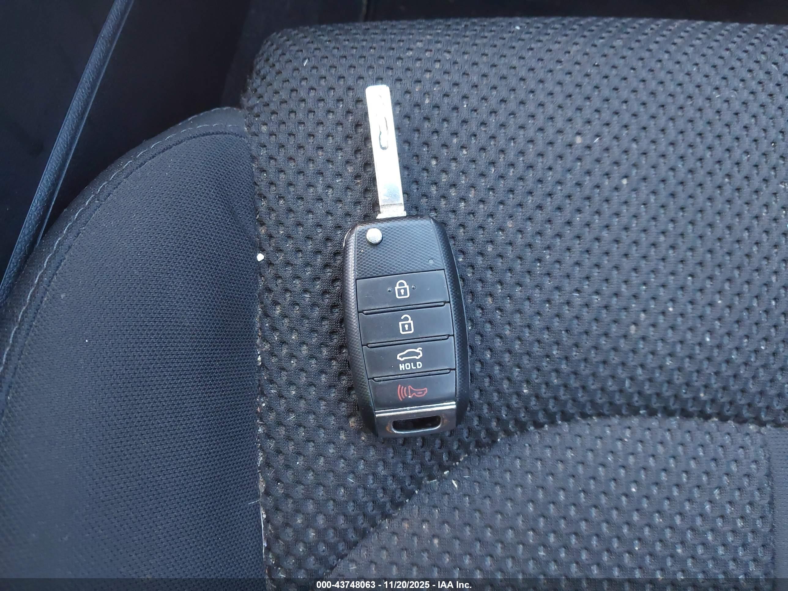 KIA OPTIMA image 11