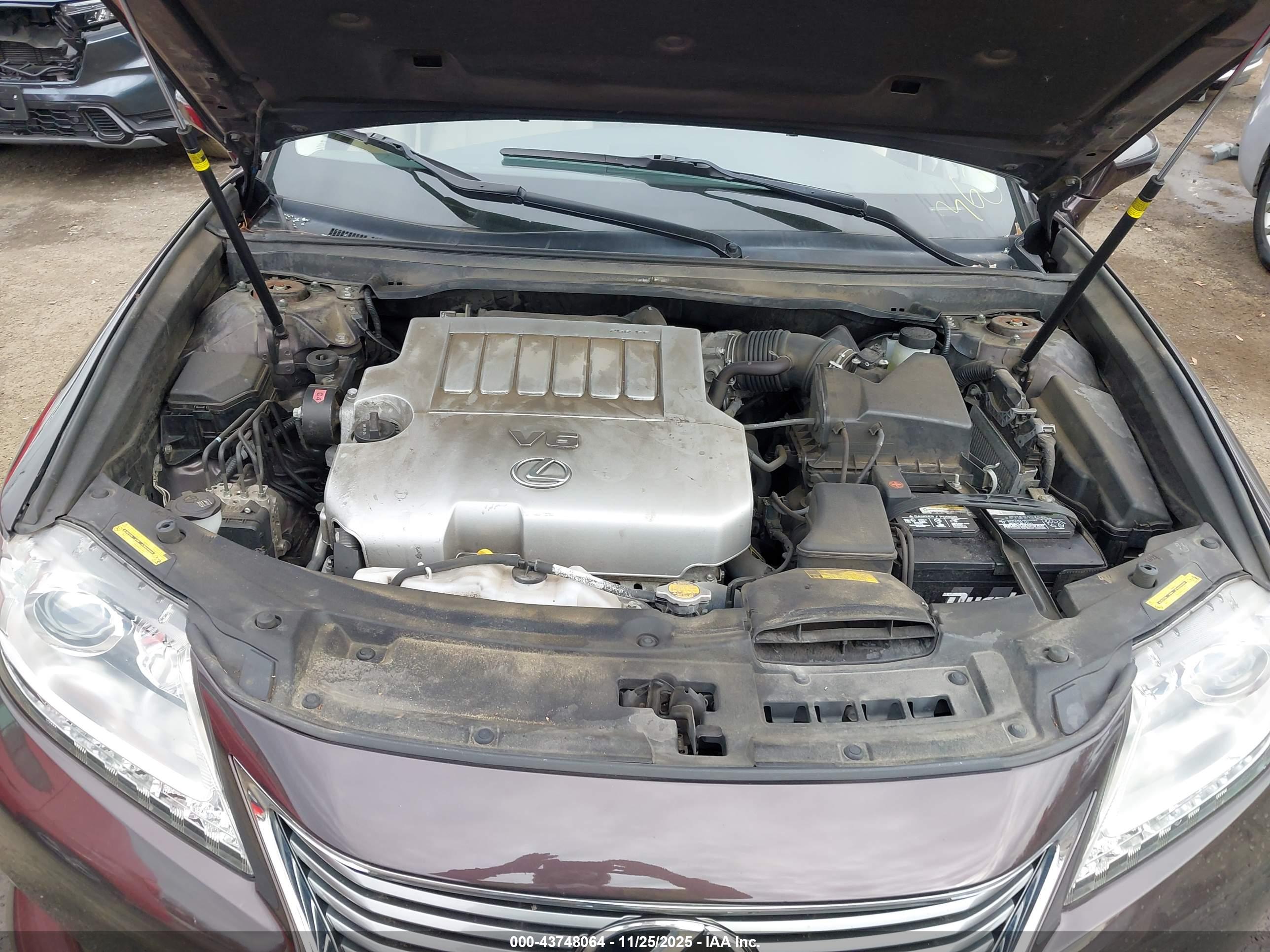 LEXUS ES image 10