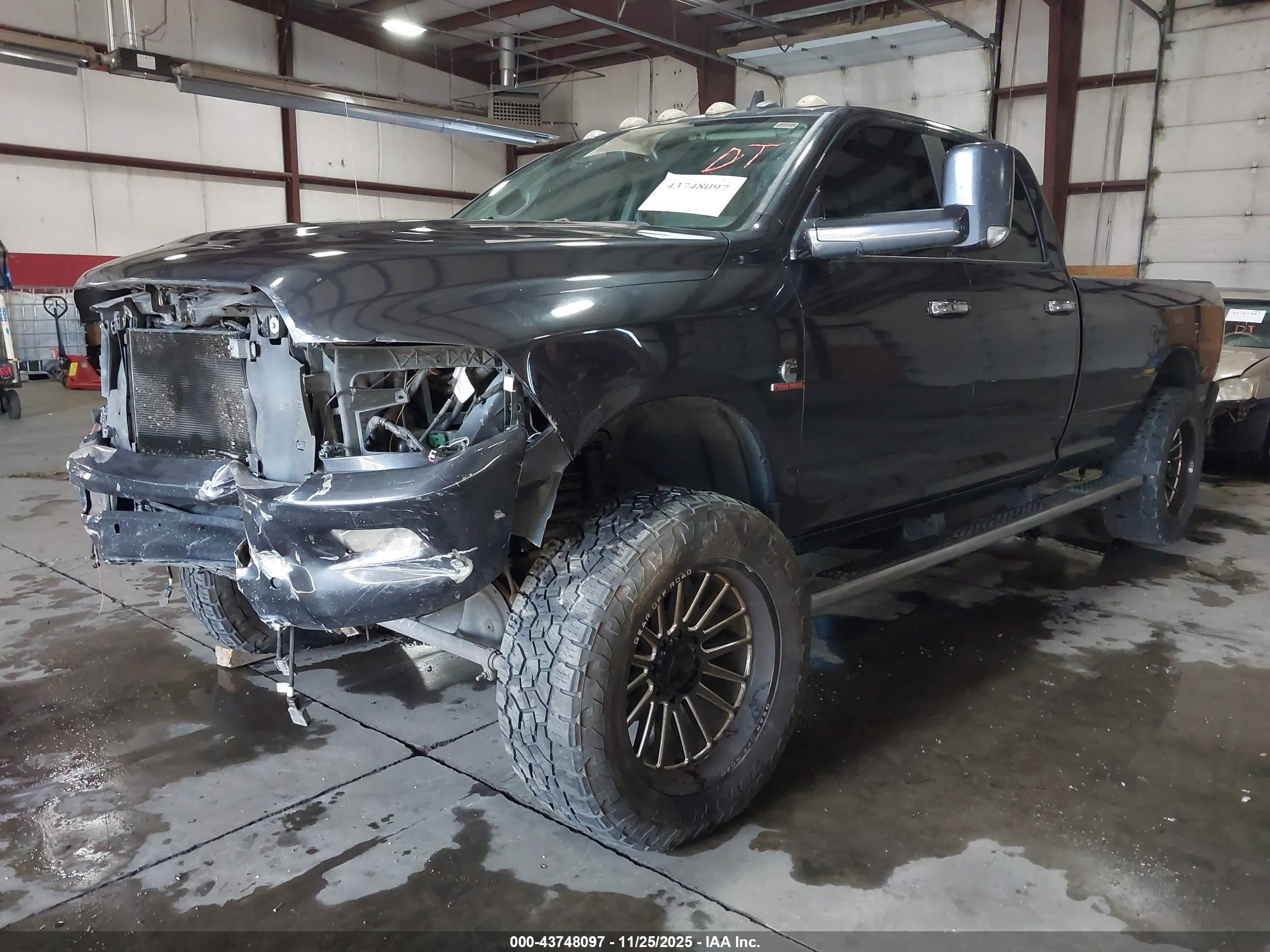 RAM 3500 image 2