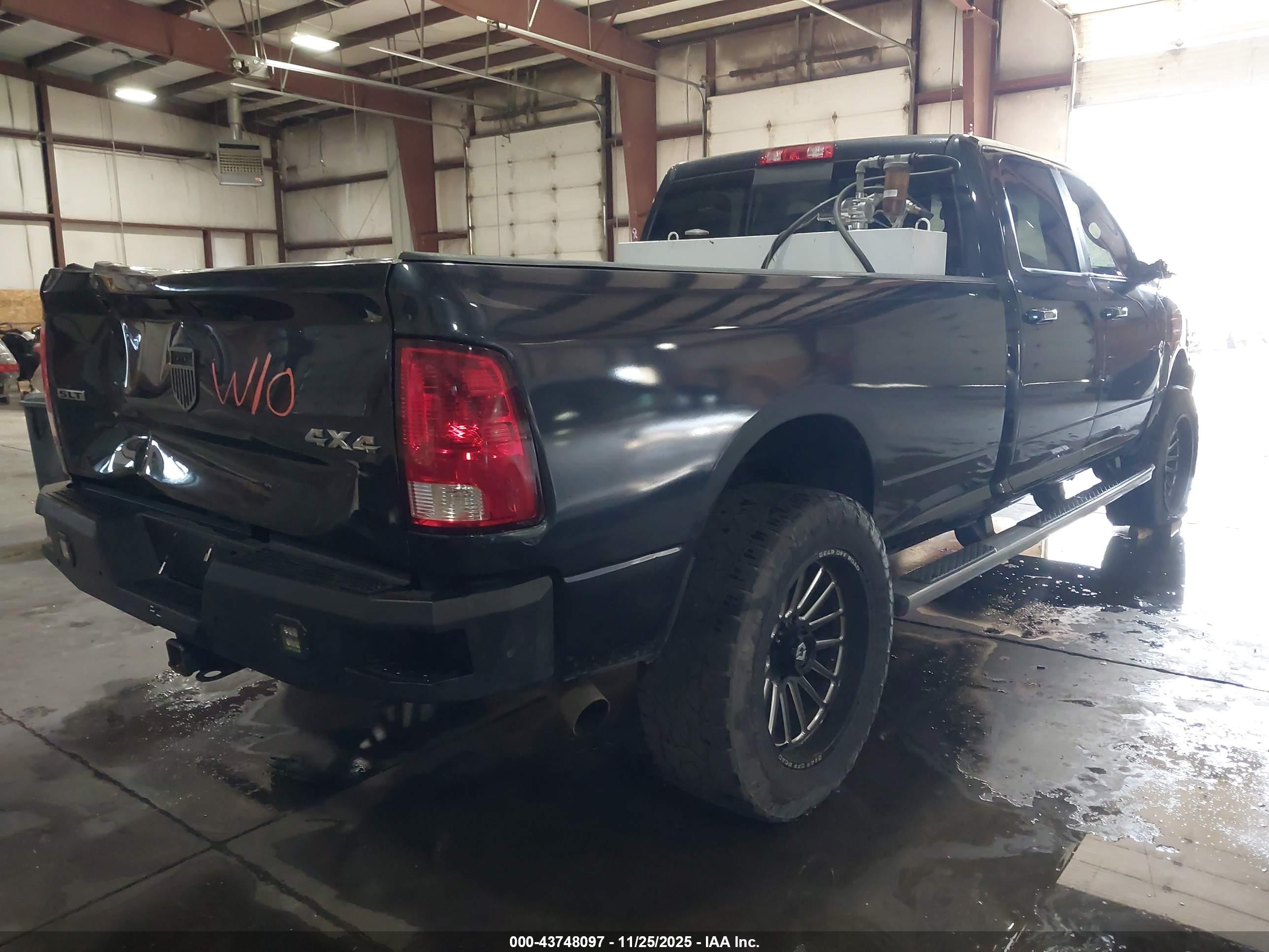 RAM 3500 image 4