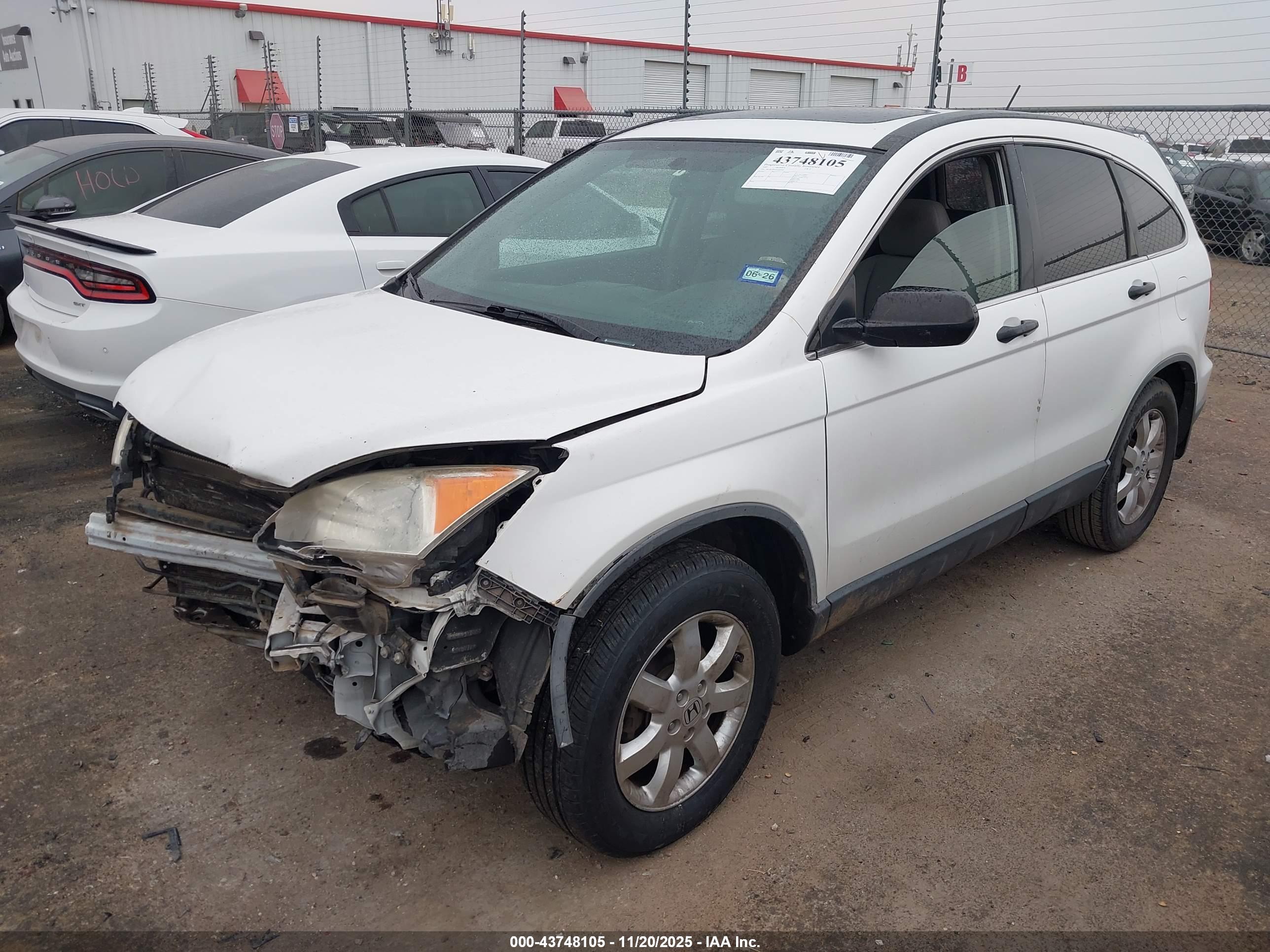 HONDA CR-V image 2