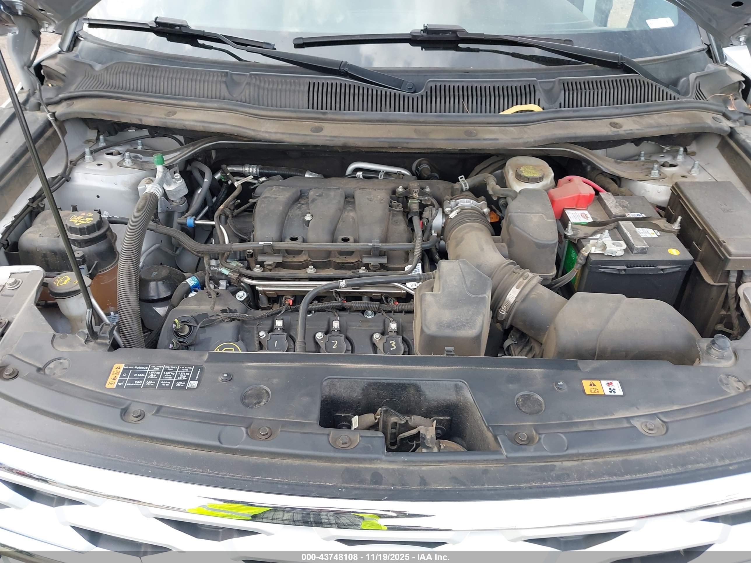 FORD EXPLORER image 10