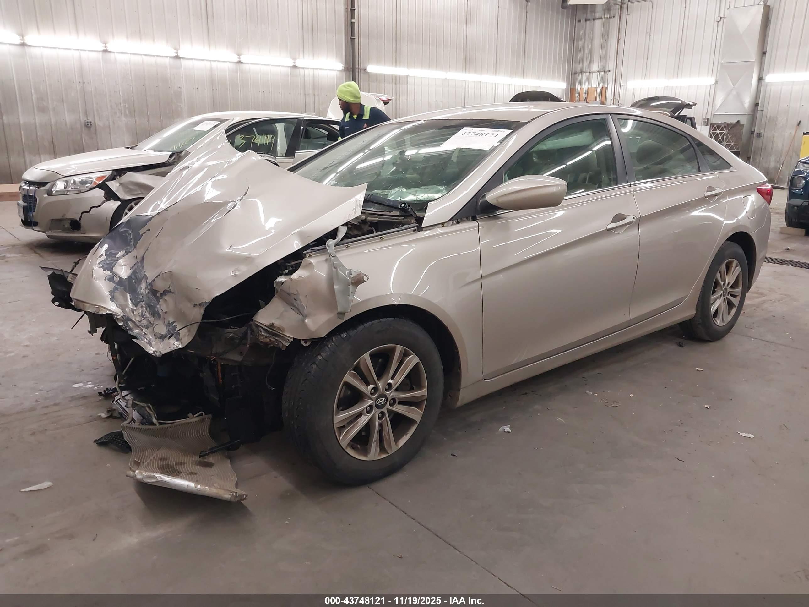 HYUNDAI SONATA image 2