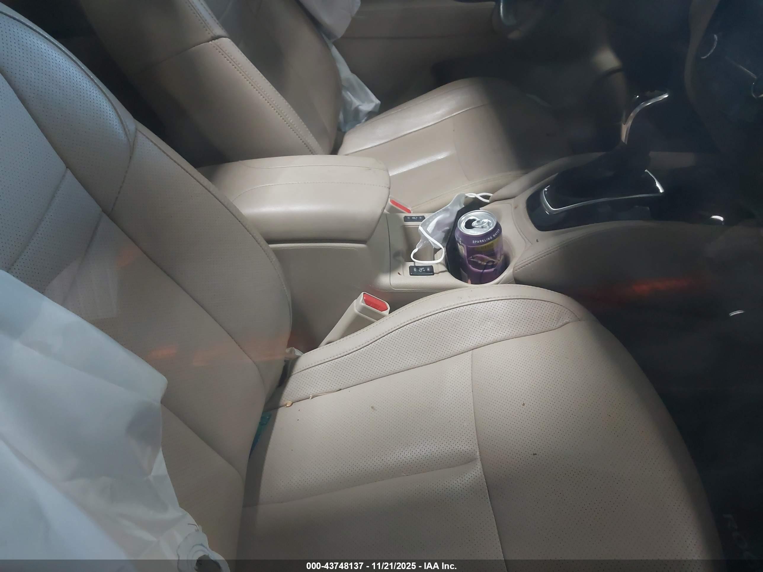 NISSAN ROGUE image 5