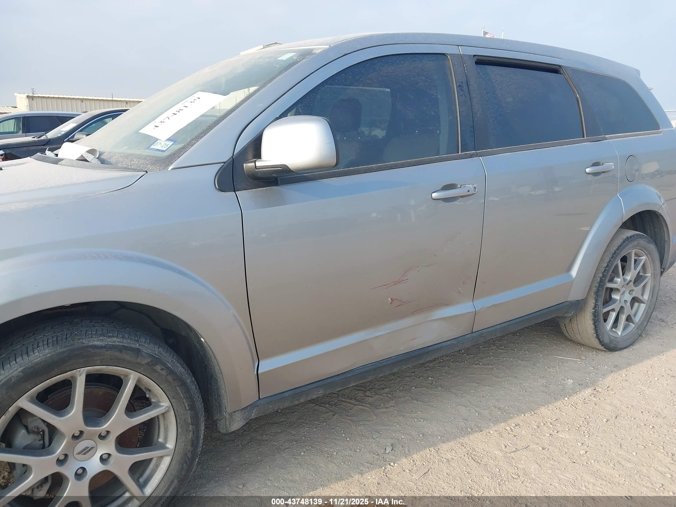 DODGE JOURNEY image 6