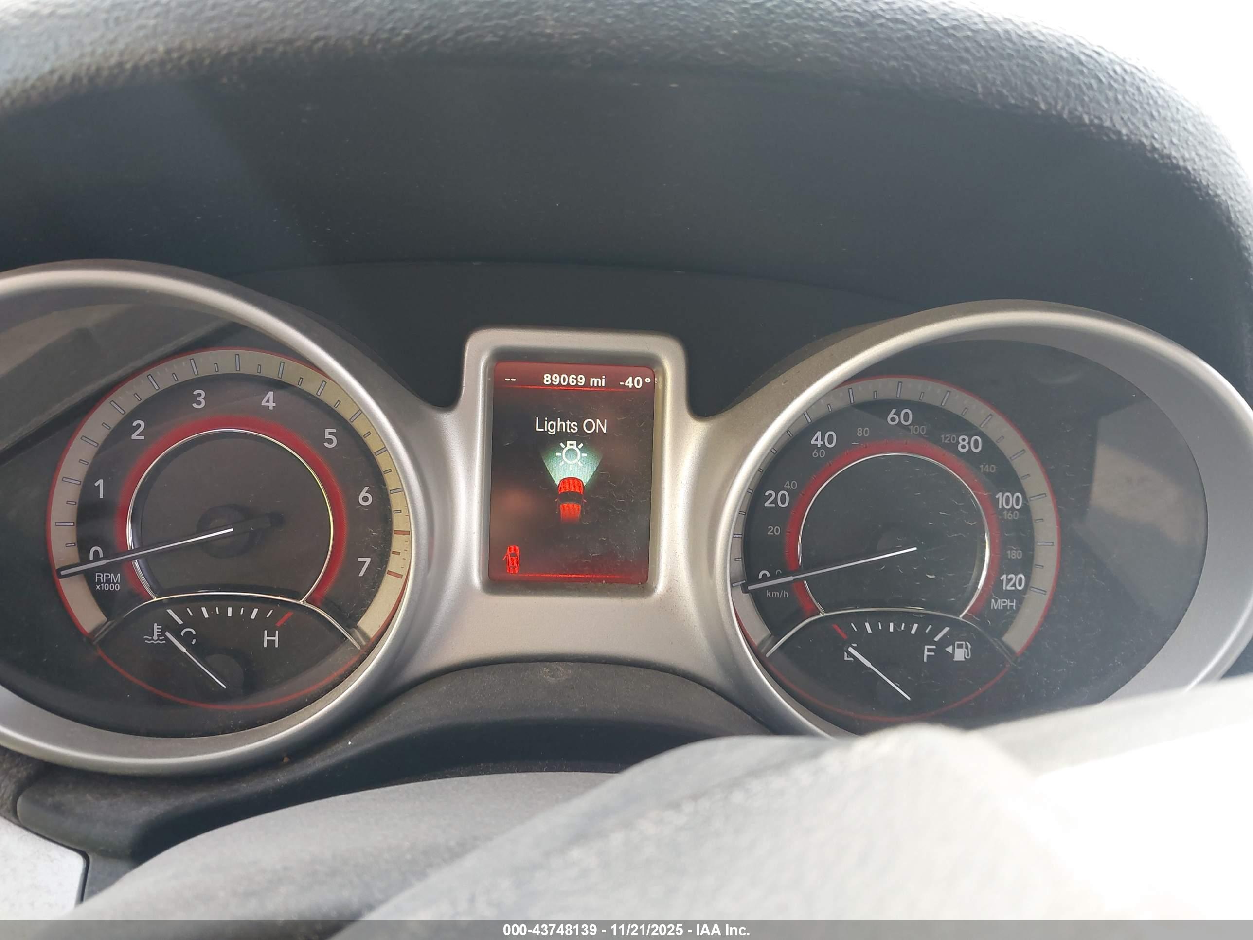 DODGE JOURNEY image 7