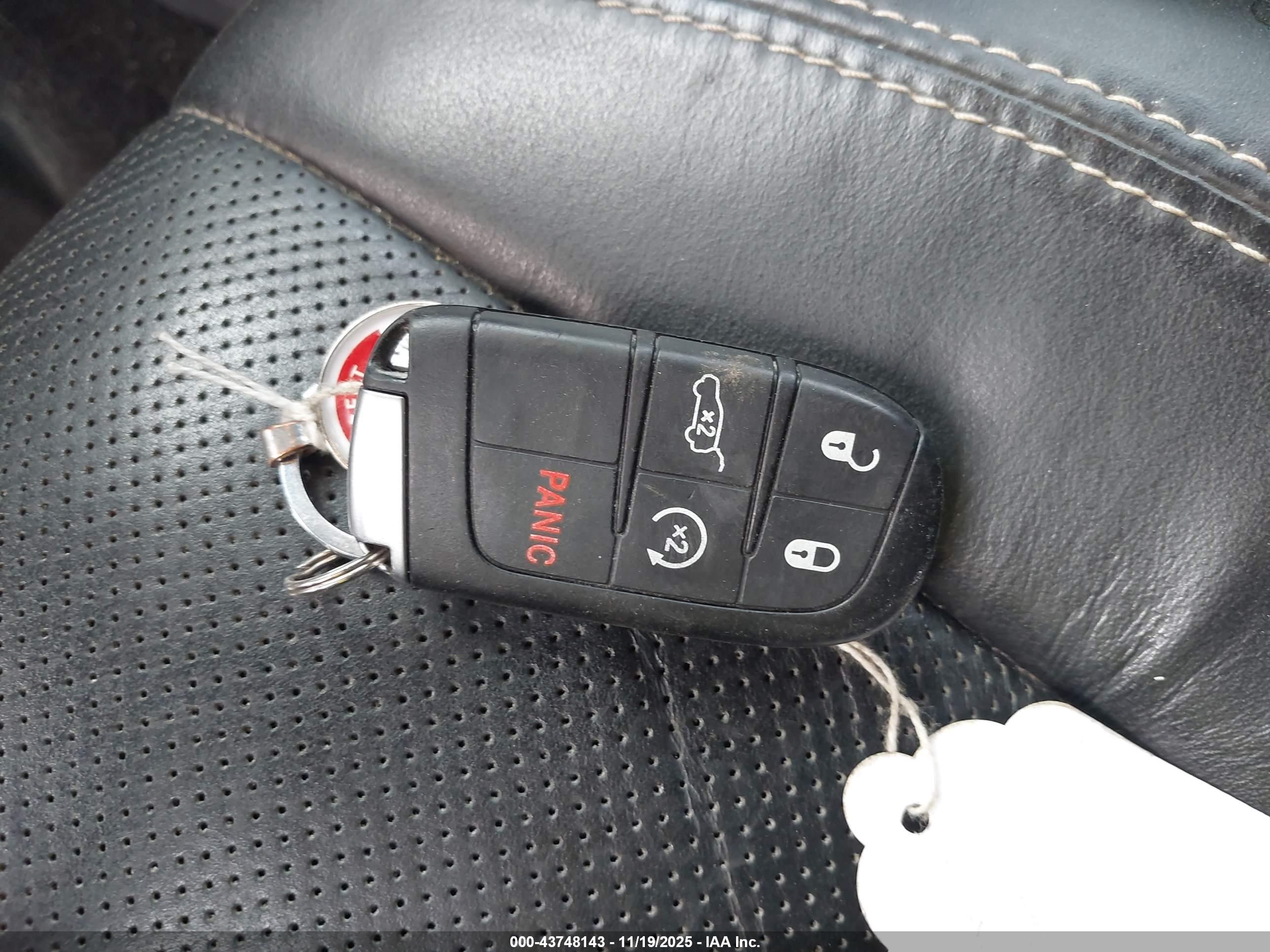 JEEP GRAND image 11