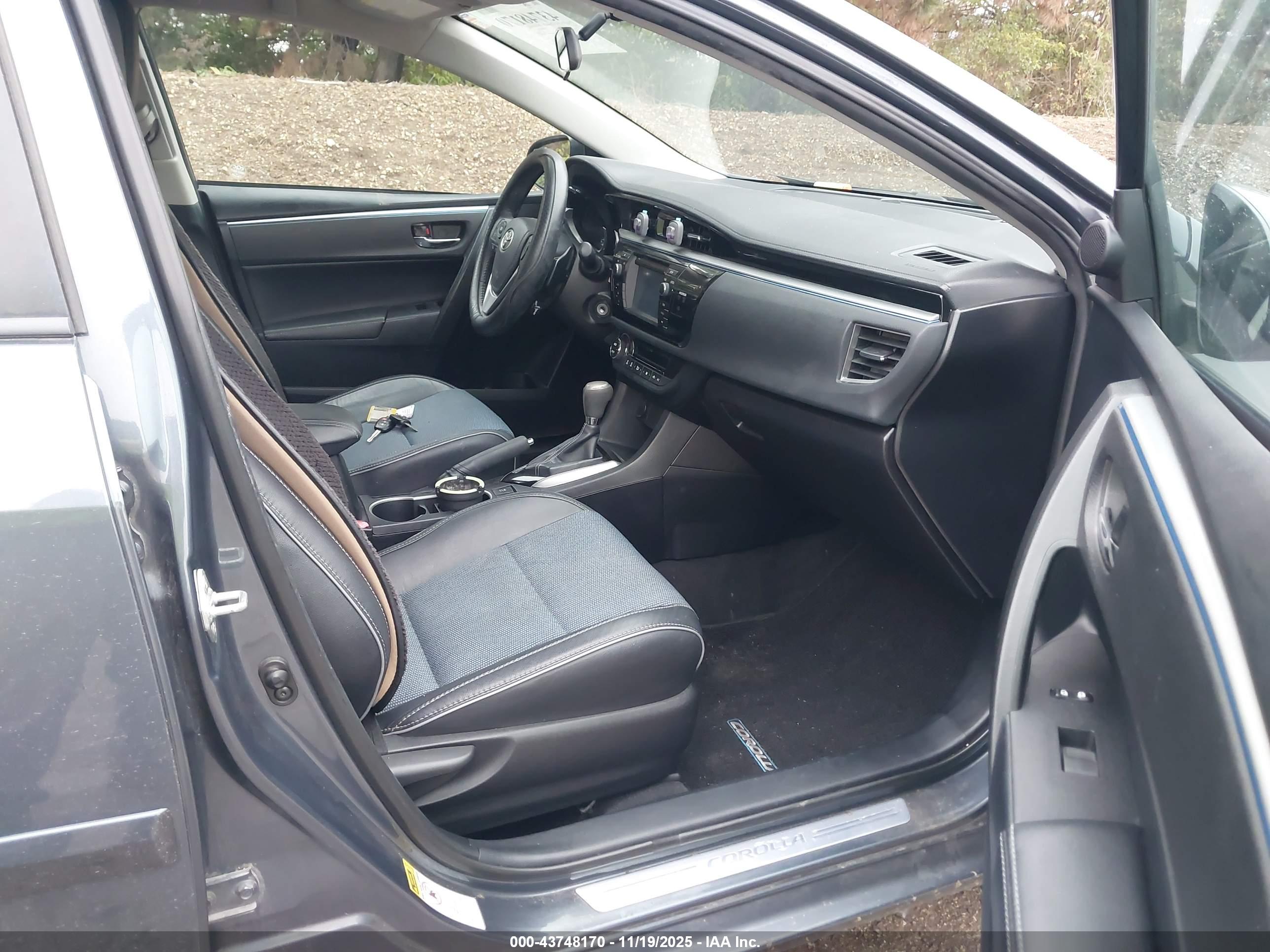 TOYOTA COROLLA image 5