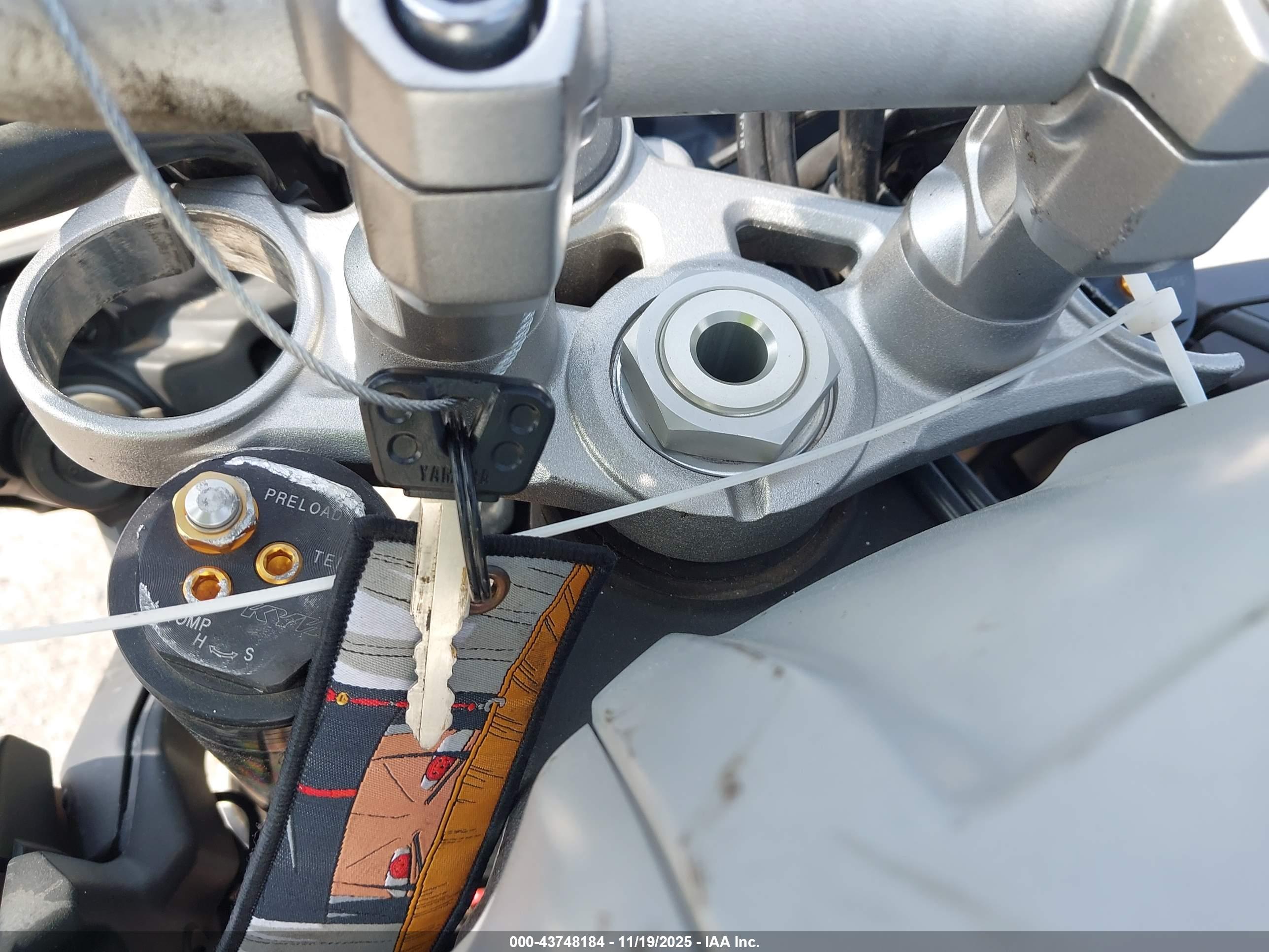 YAMAHA MTN1000 image 11
