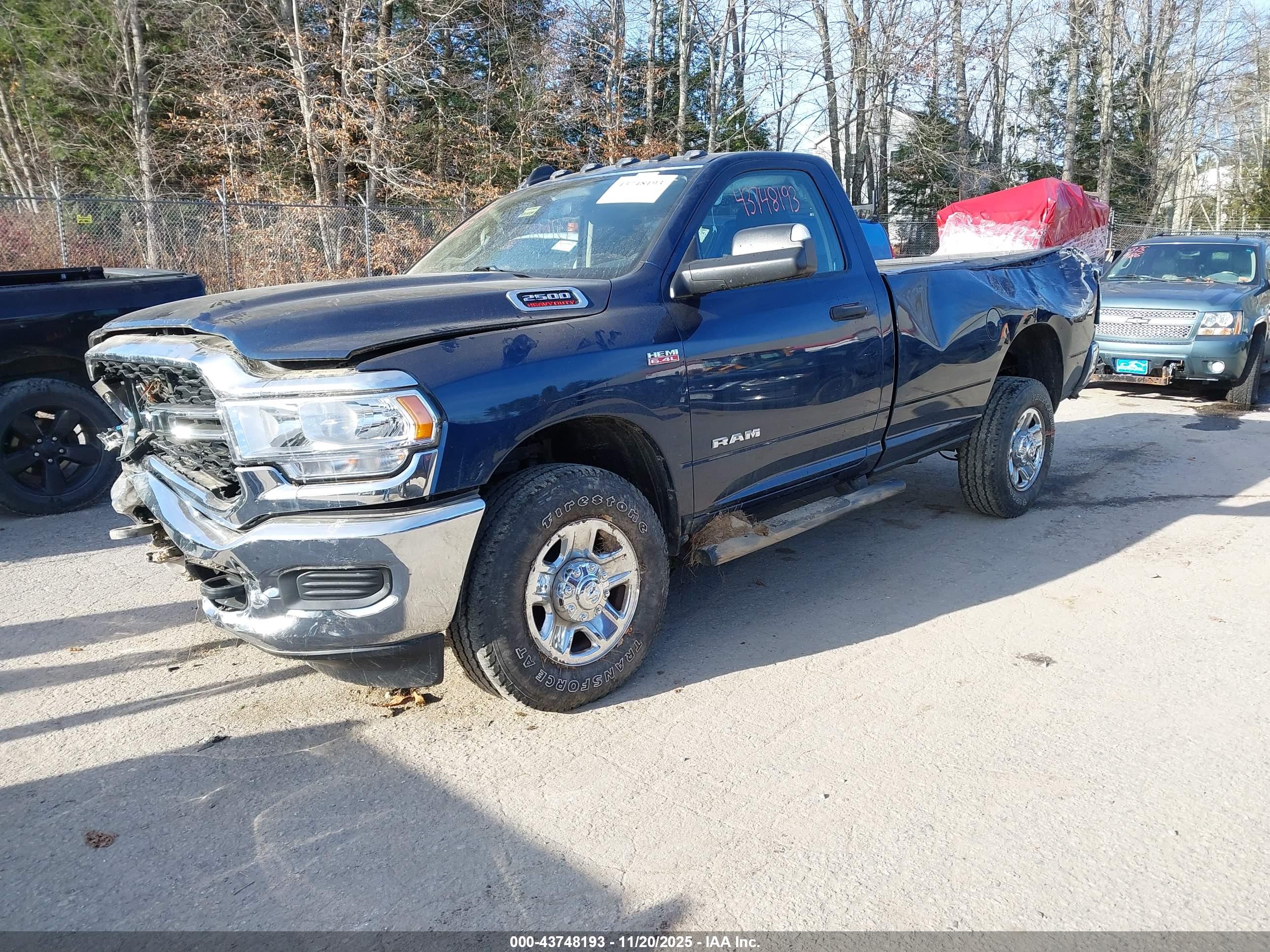 RAM 2500 image 2