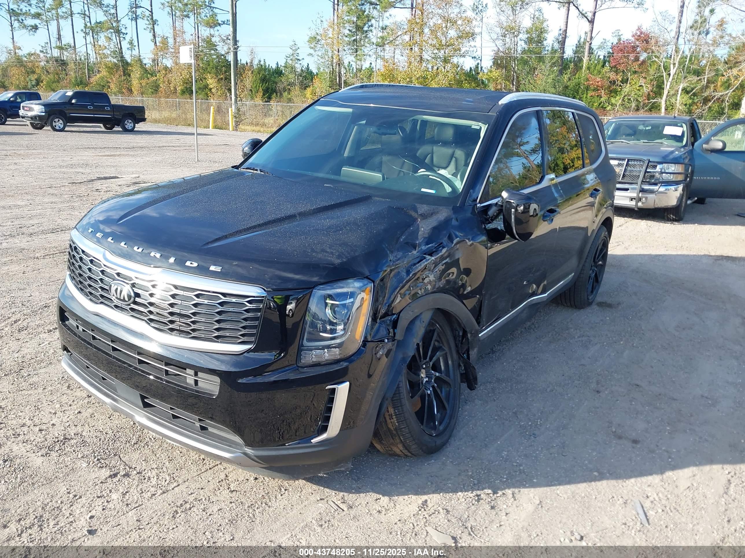 KIA TELLURIDE image 2
