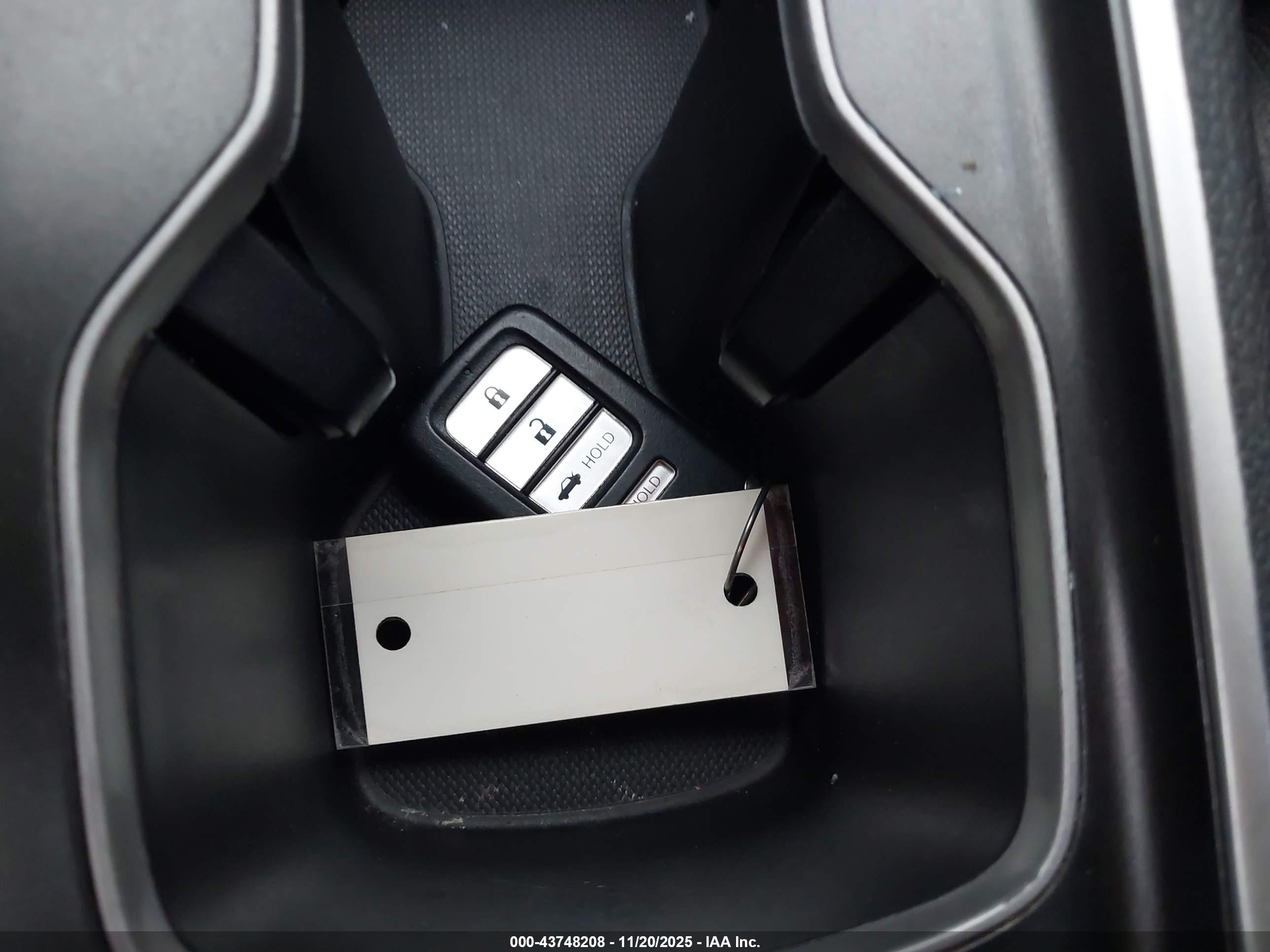 HONDA ACCORD image 11
