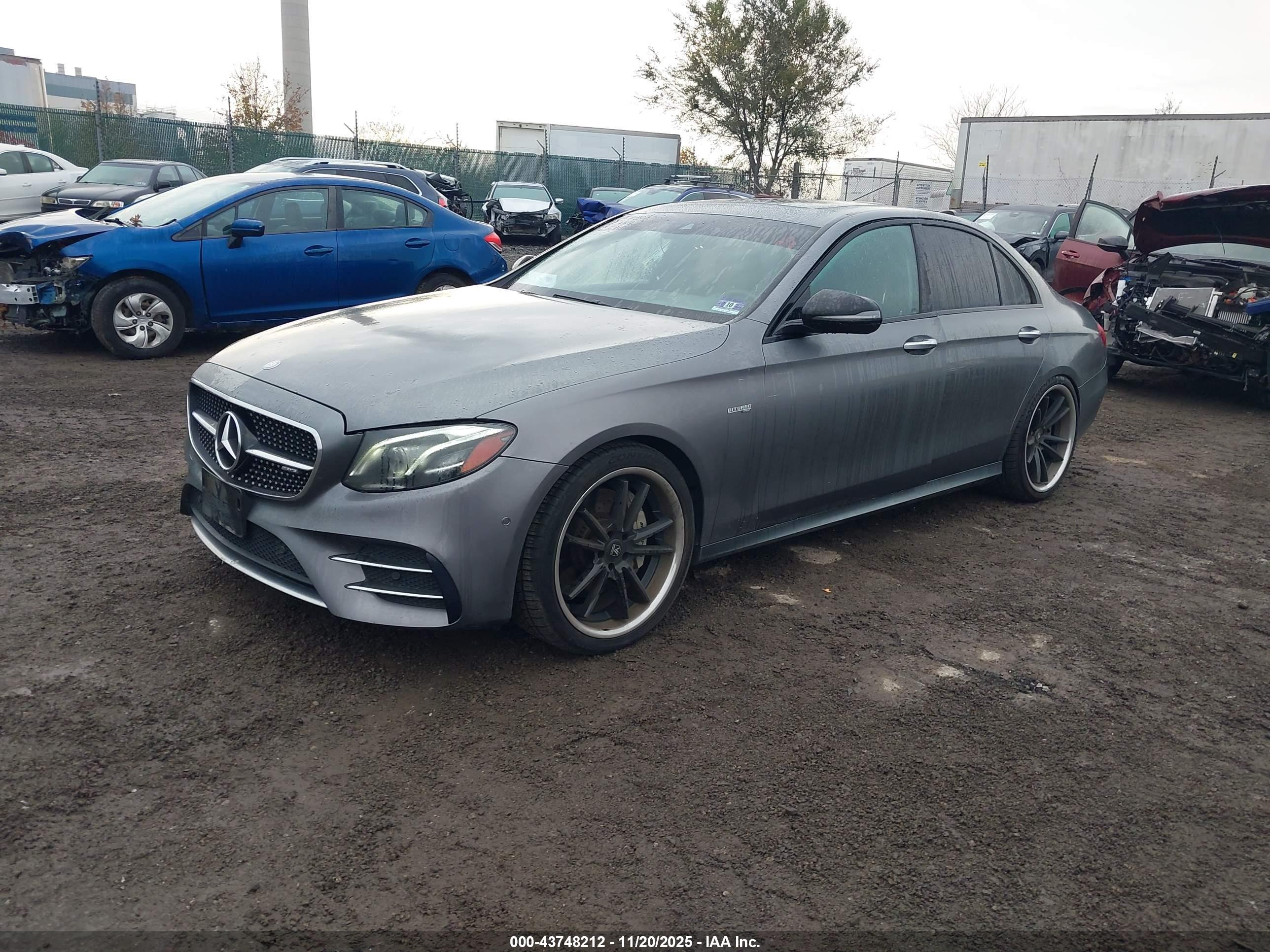 MERCEDES-BENZ AMG image 2