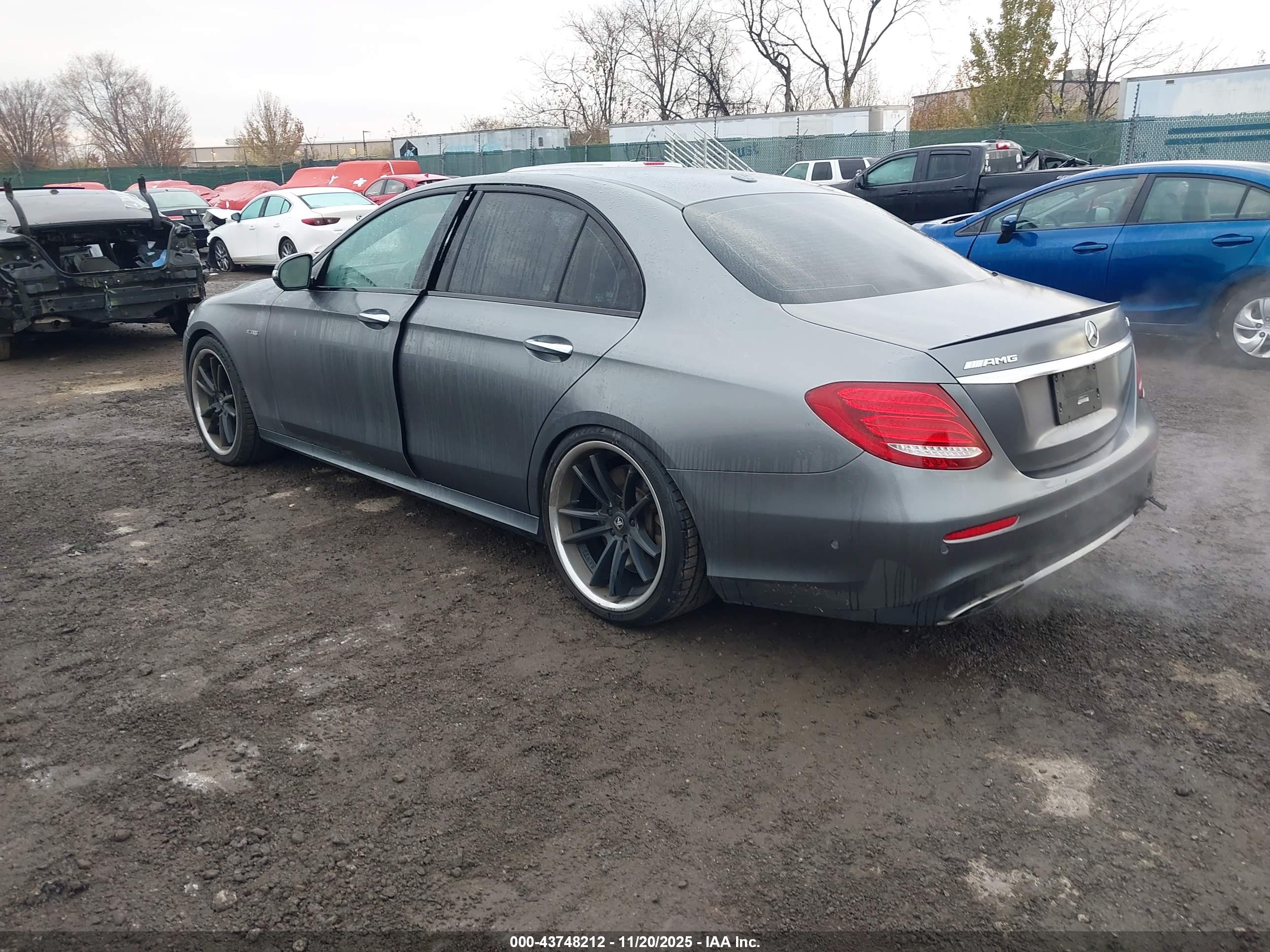 MERCEDES-BENZ AMG image 3