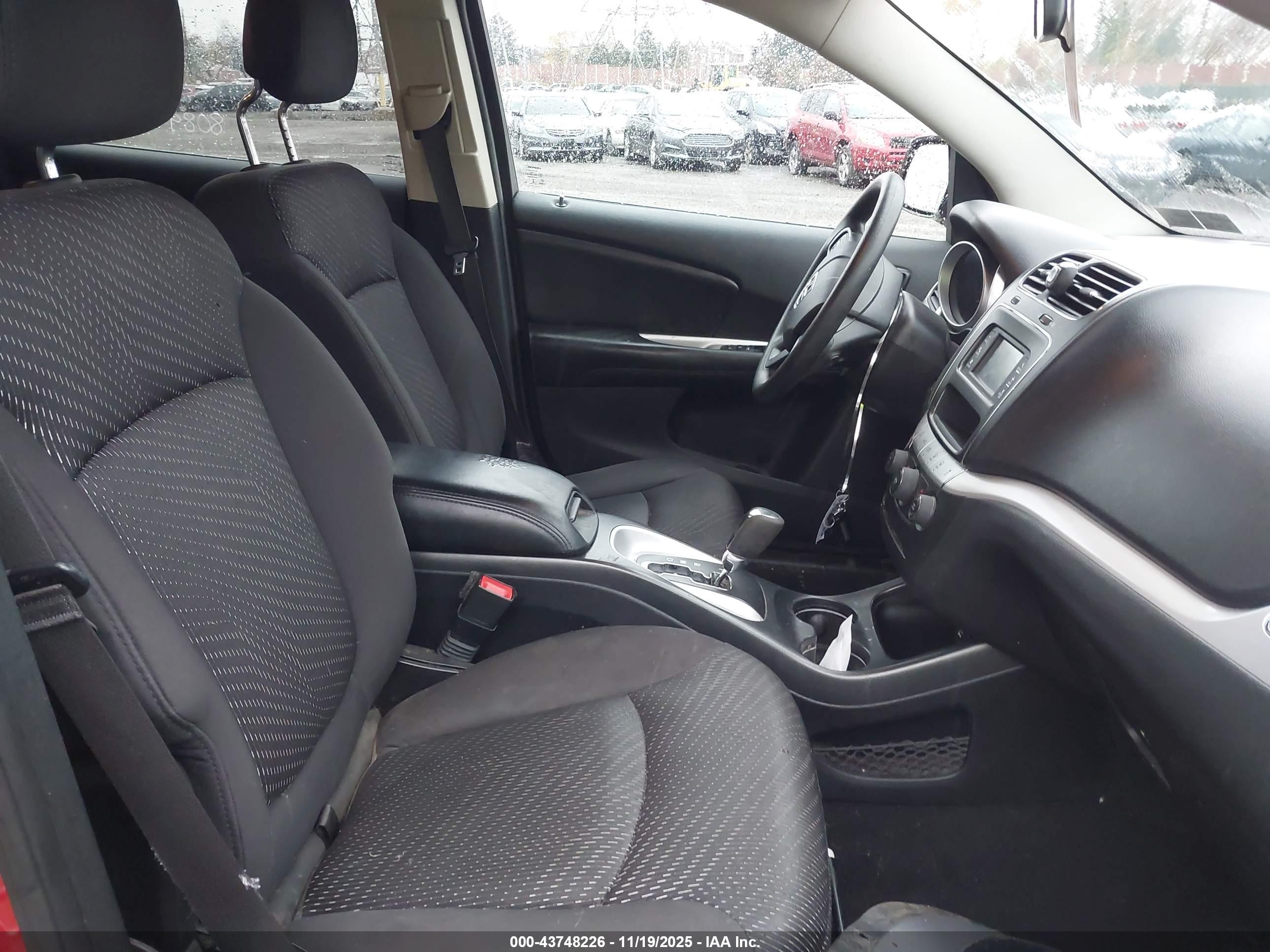 DODGE JOURNEY image 5
