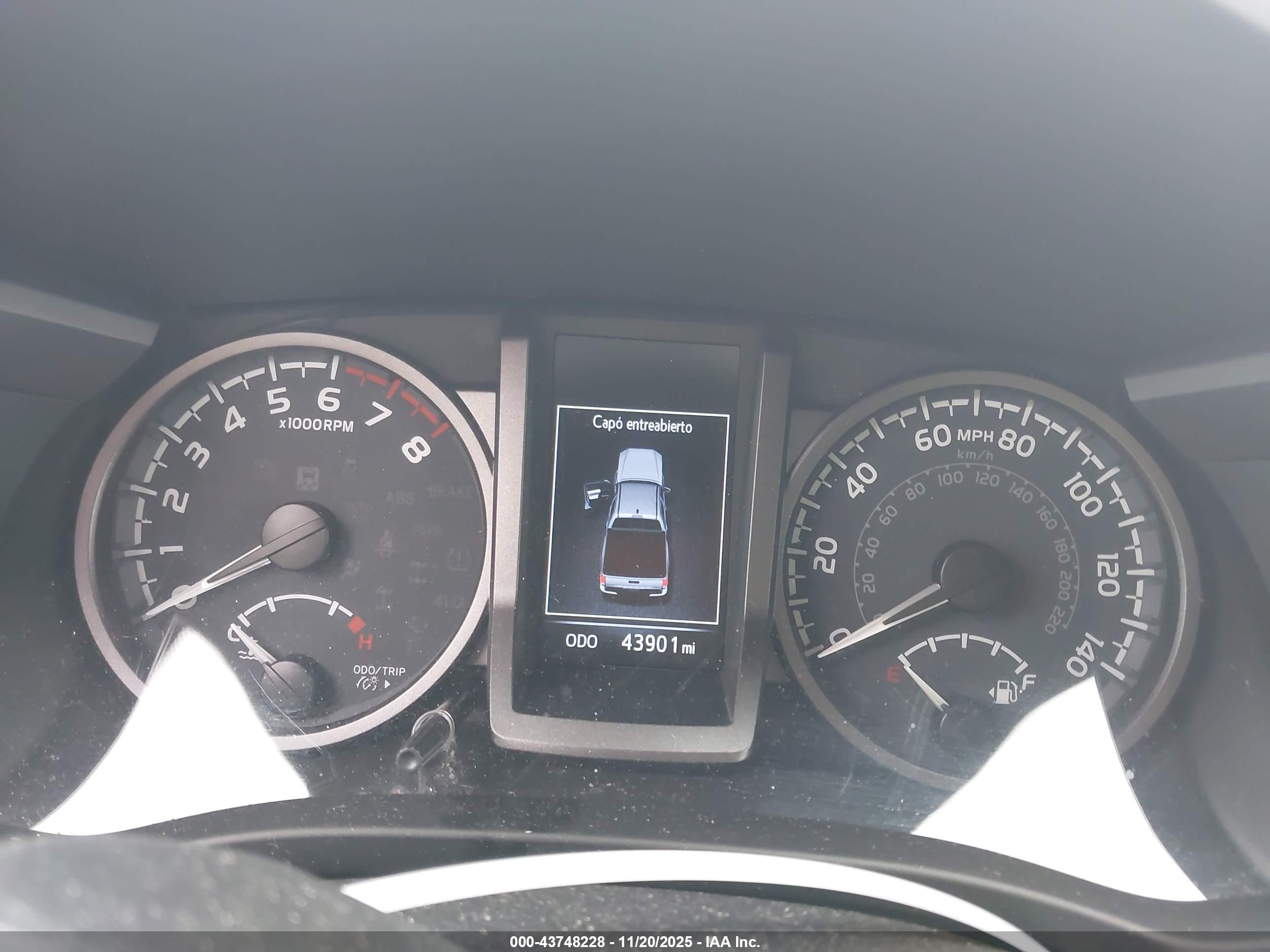 TOYOTA TACOMA image 7