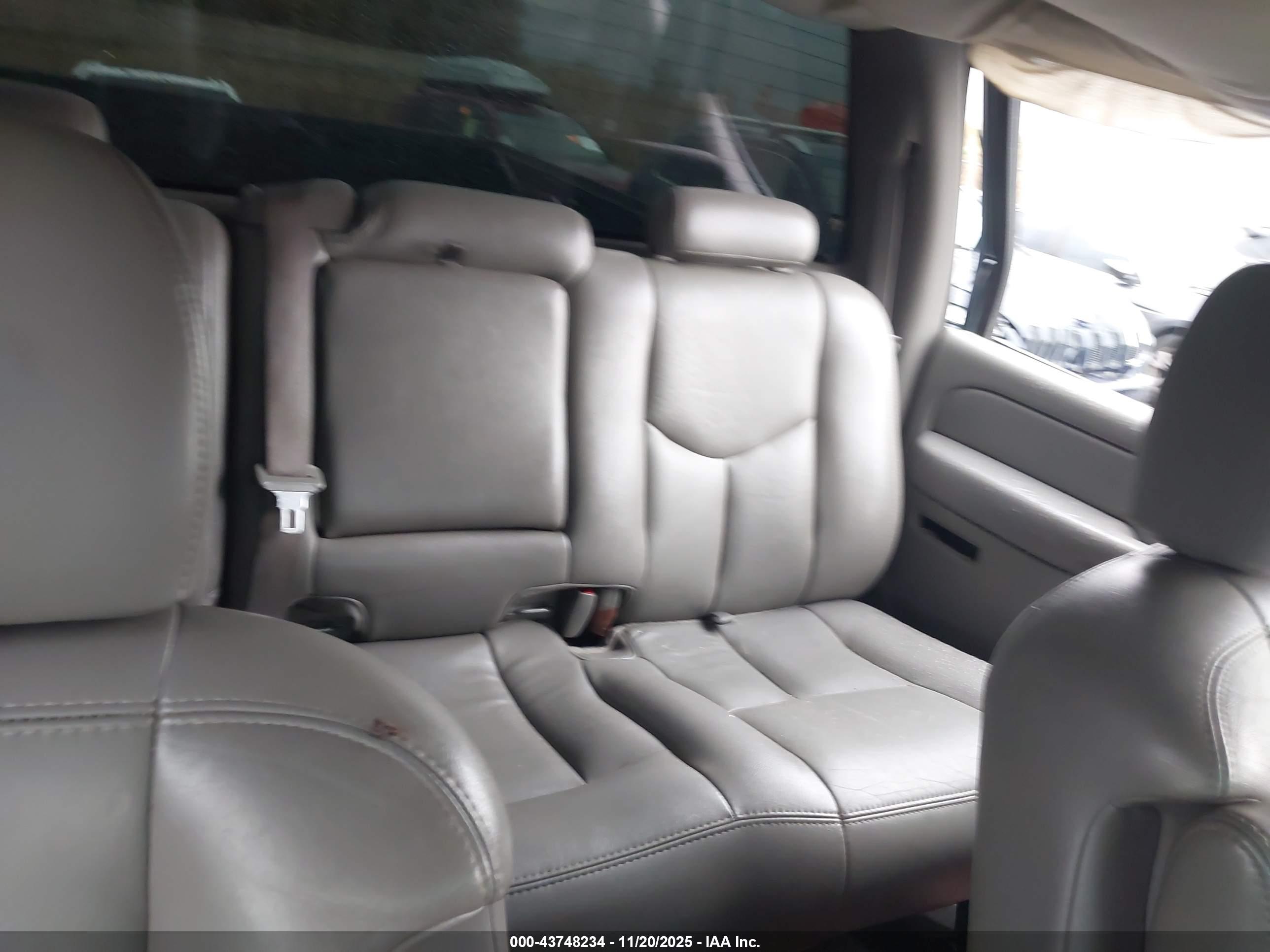 GMC SIERRA image 8