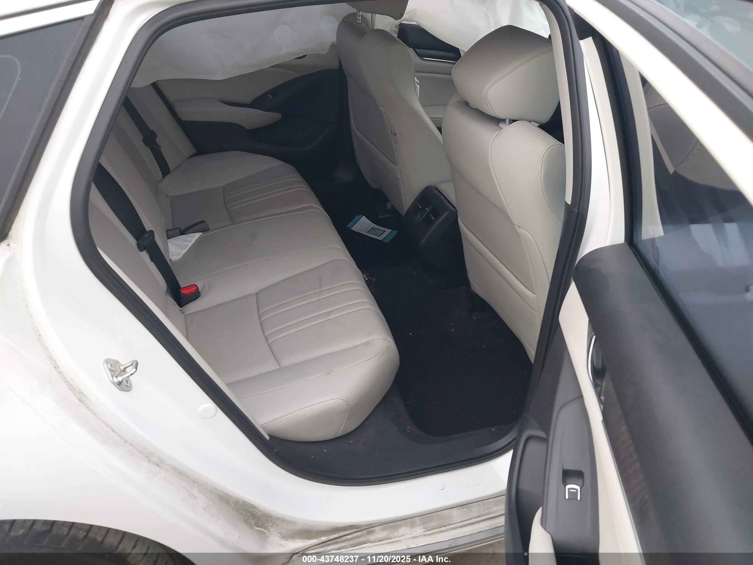 HONDA ACCORD image 8