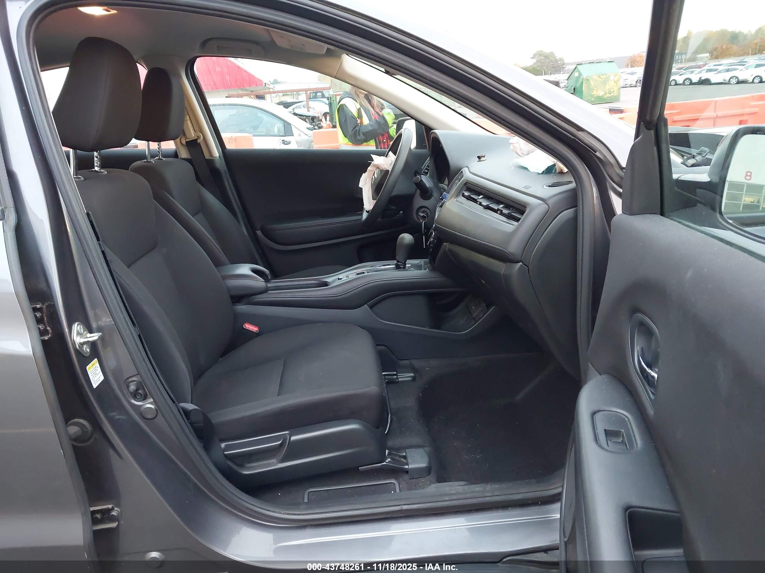 HONDA HR-V image 5