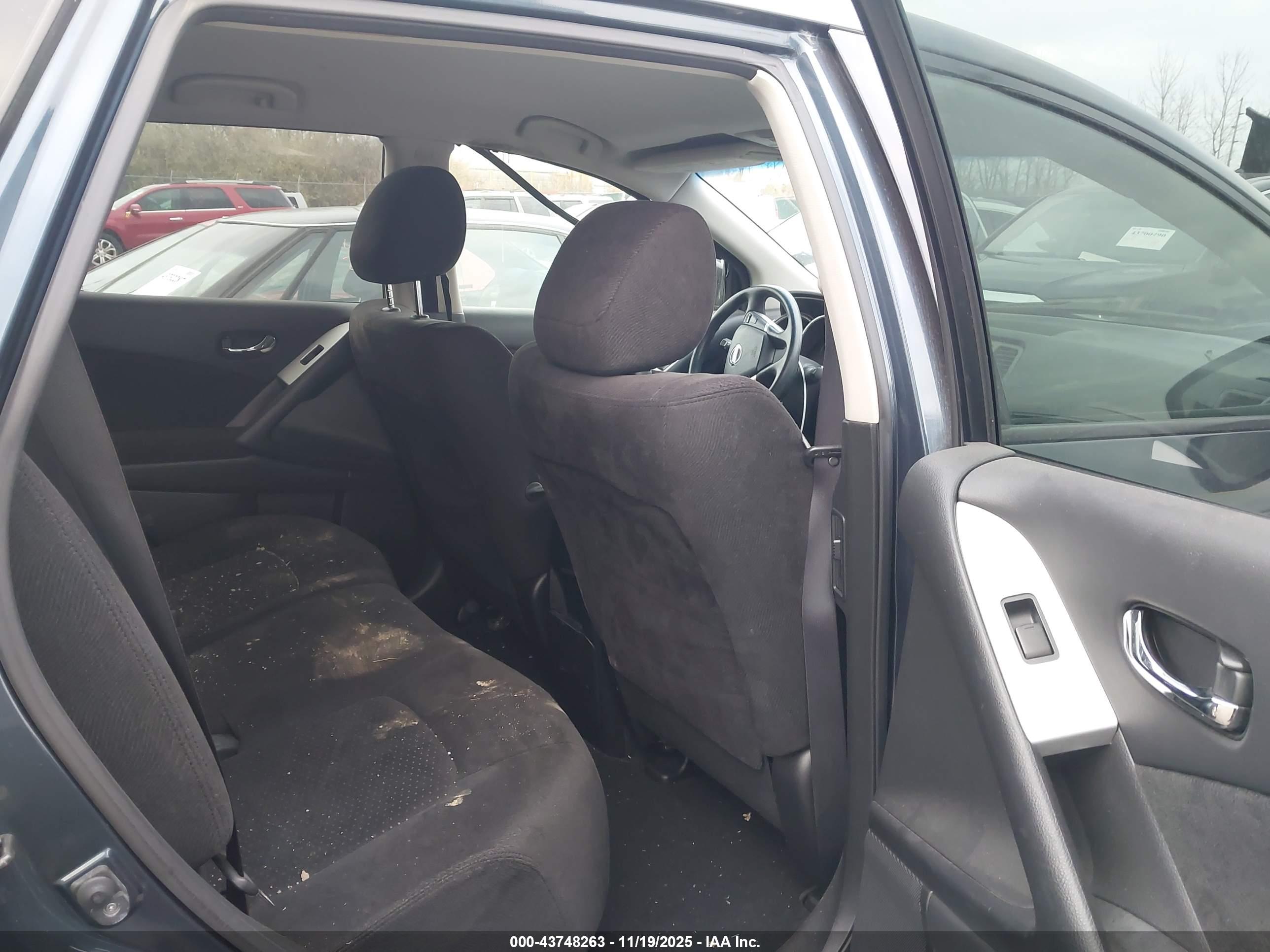 NISSAN MURANO image 8