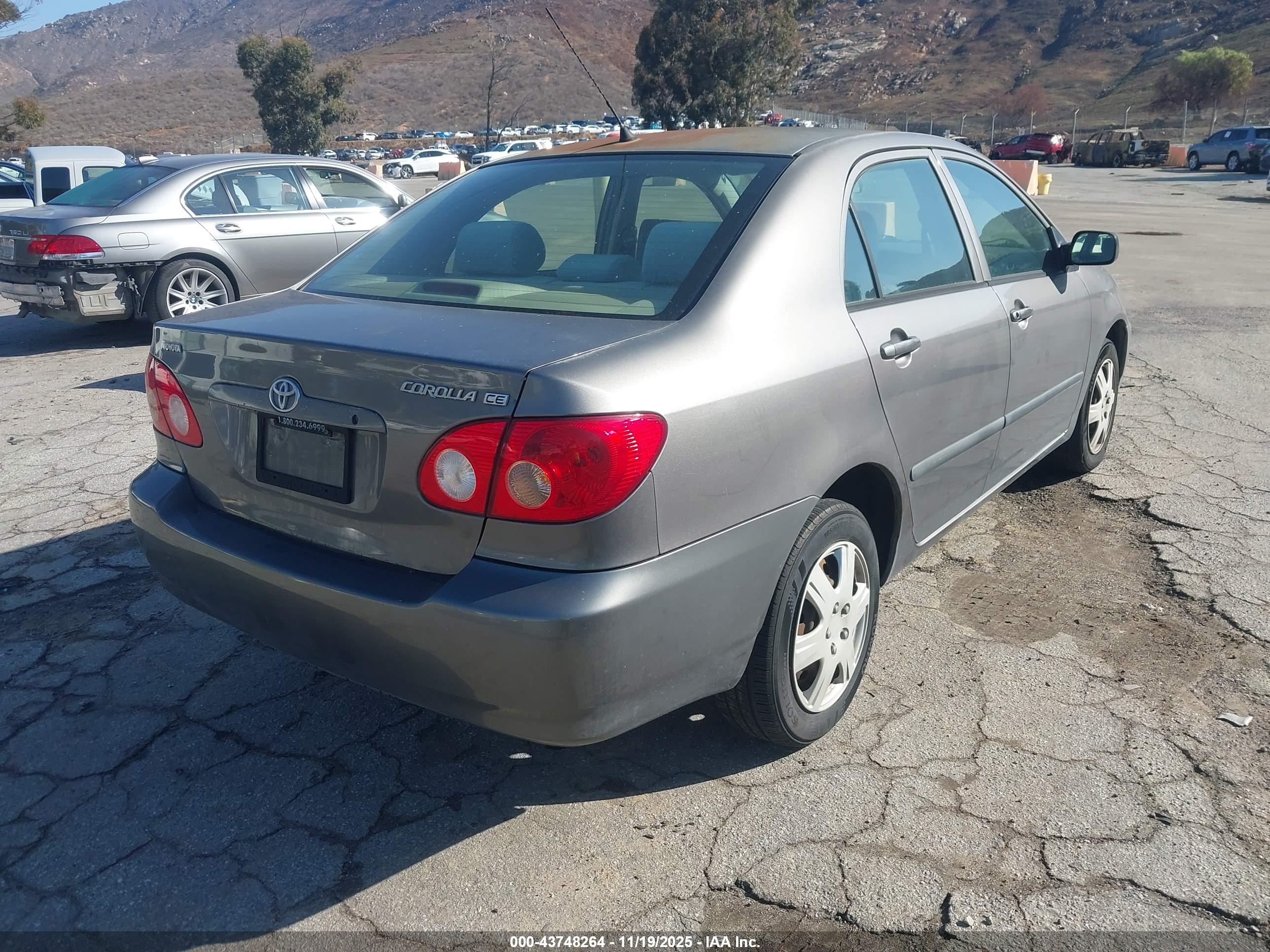 TOYOTA COROLLA image 4