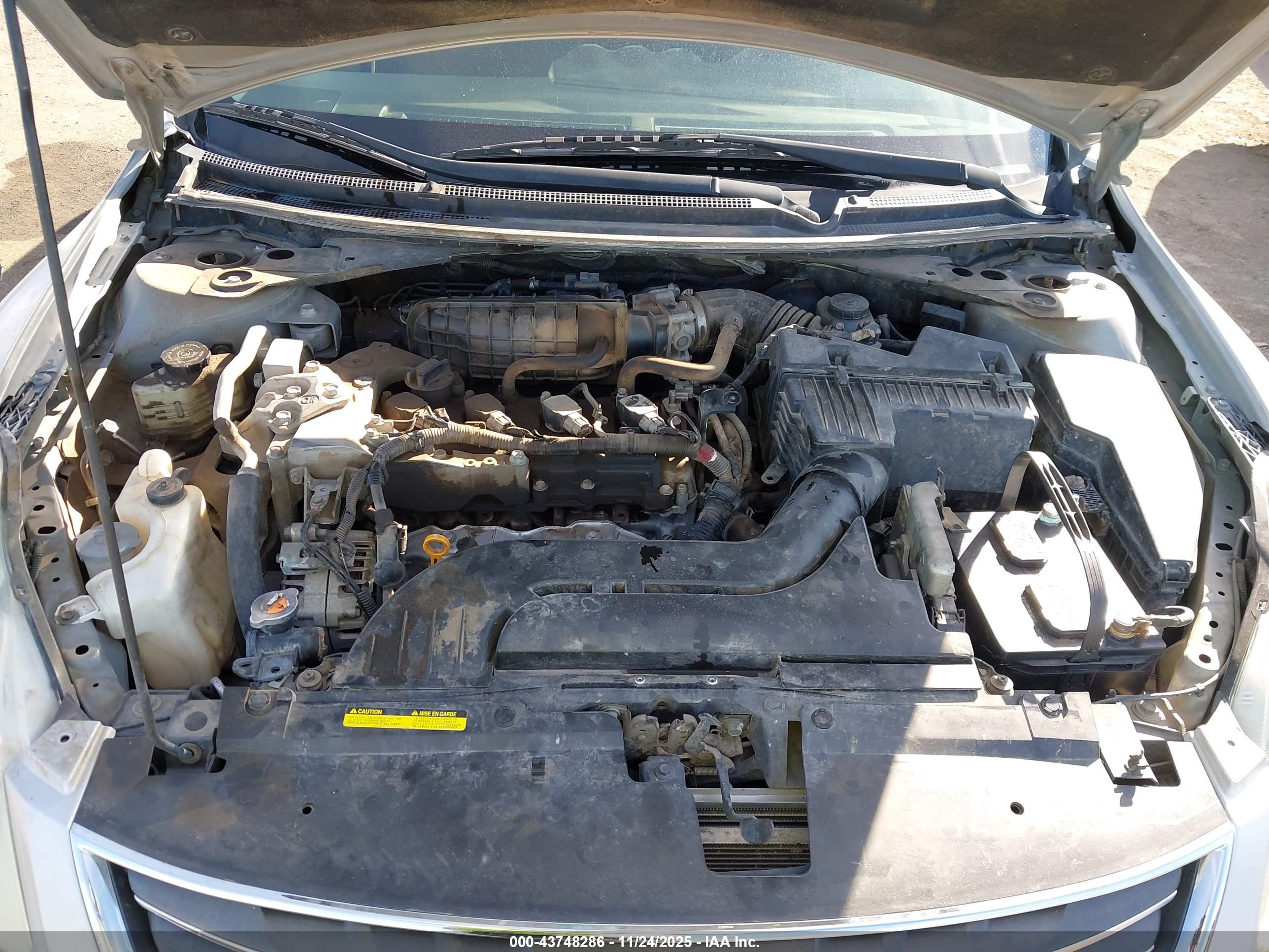 NISSAN ALTIMA image 10