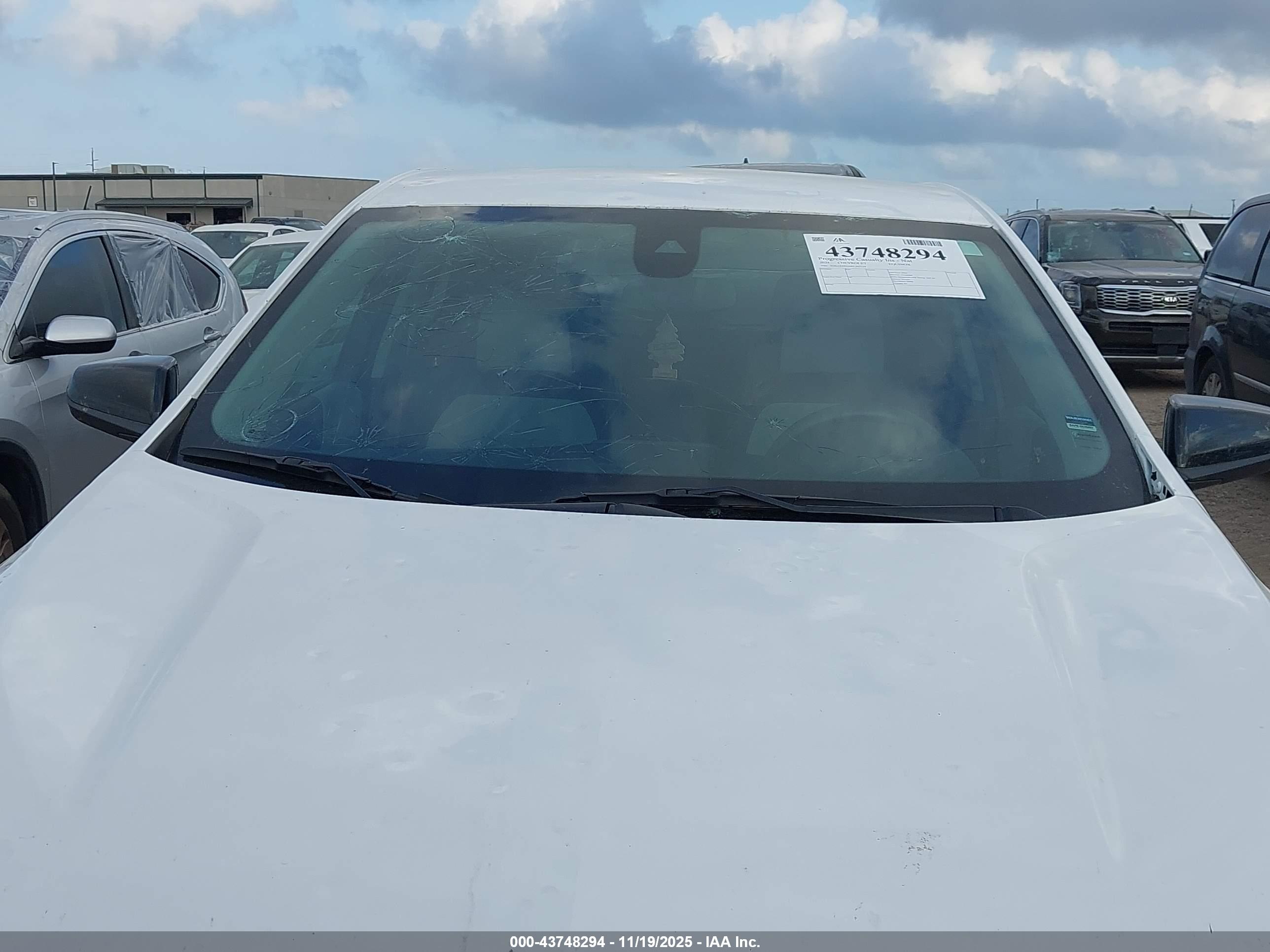 CHEVROLET EQUINOX image 6