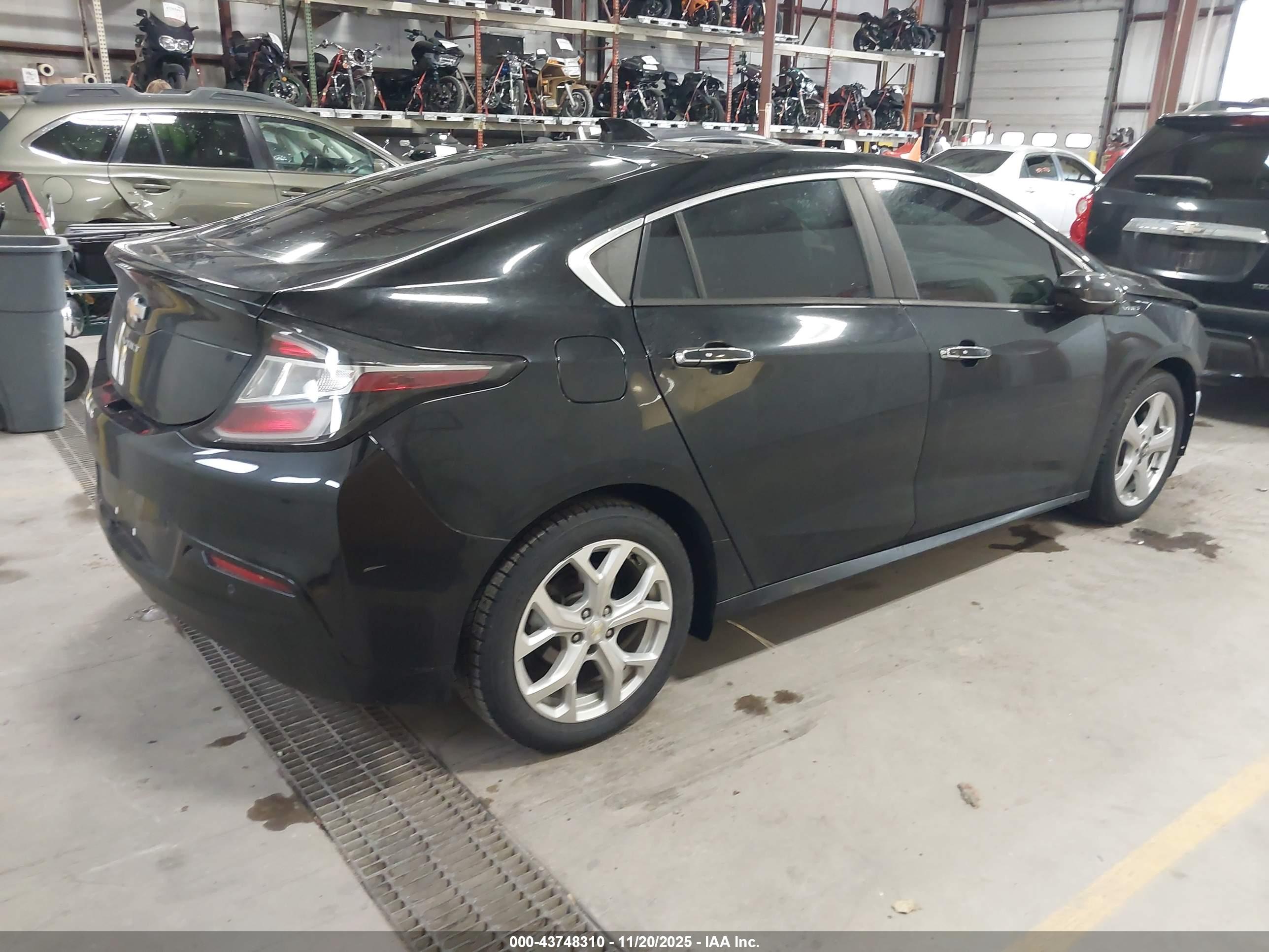 CHEVROLET VOLT image 4