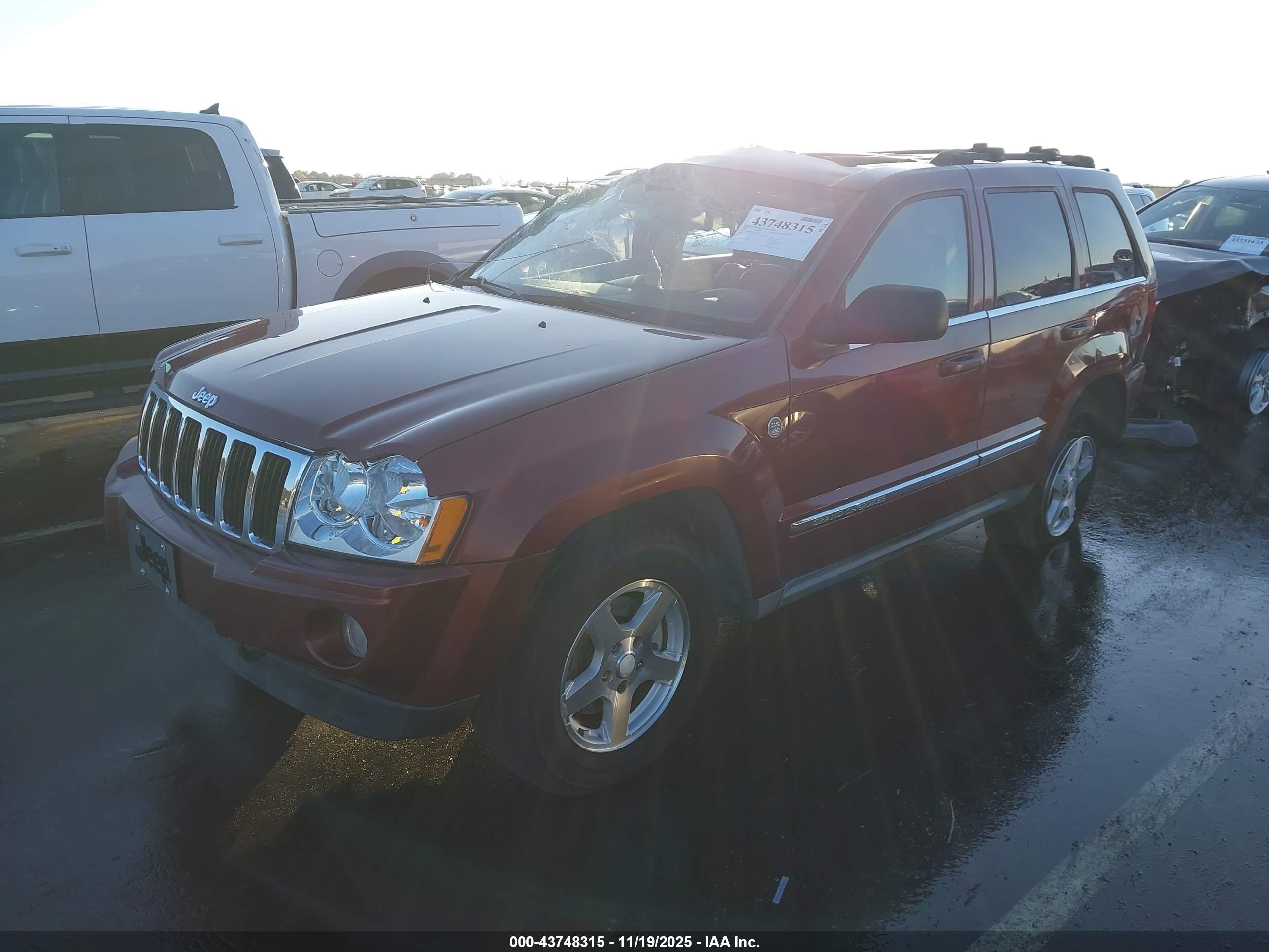 JEEP GRAND image 2