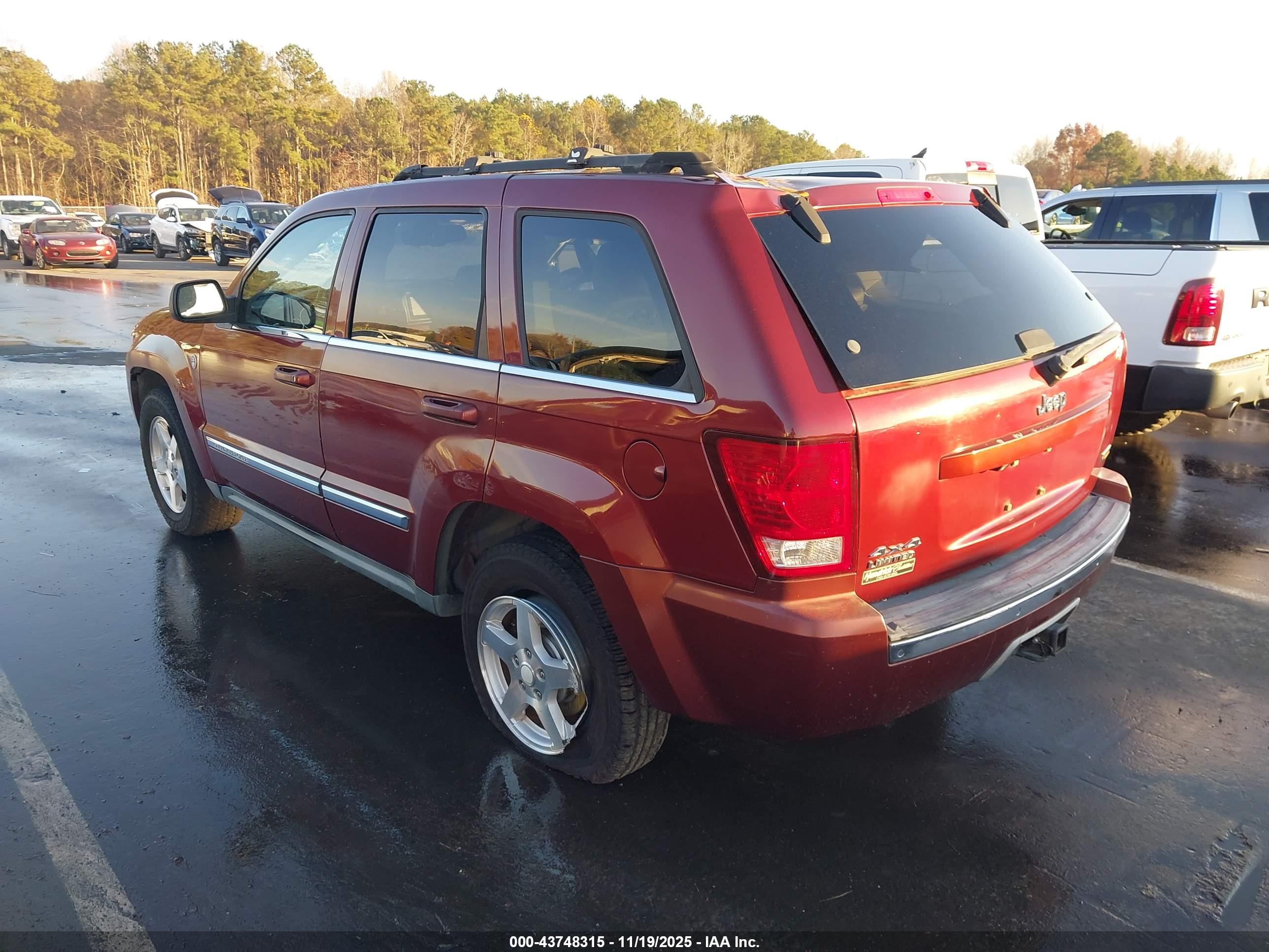 JEEP GRAND image 3