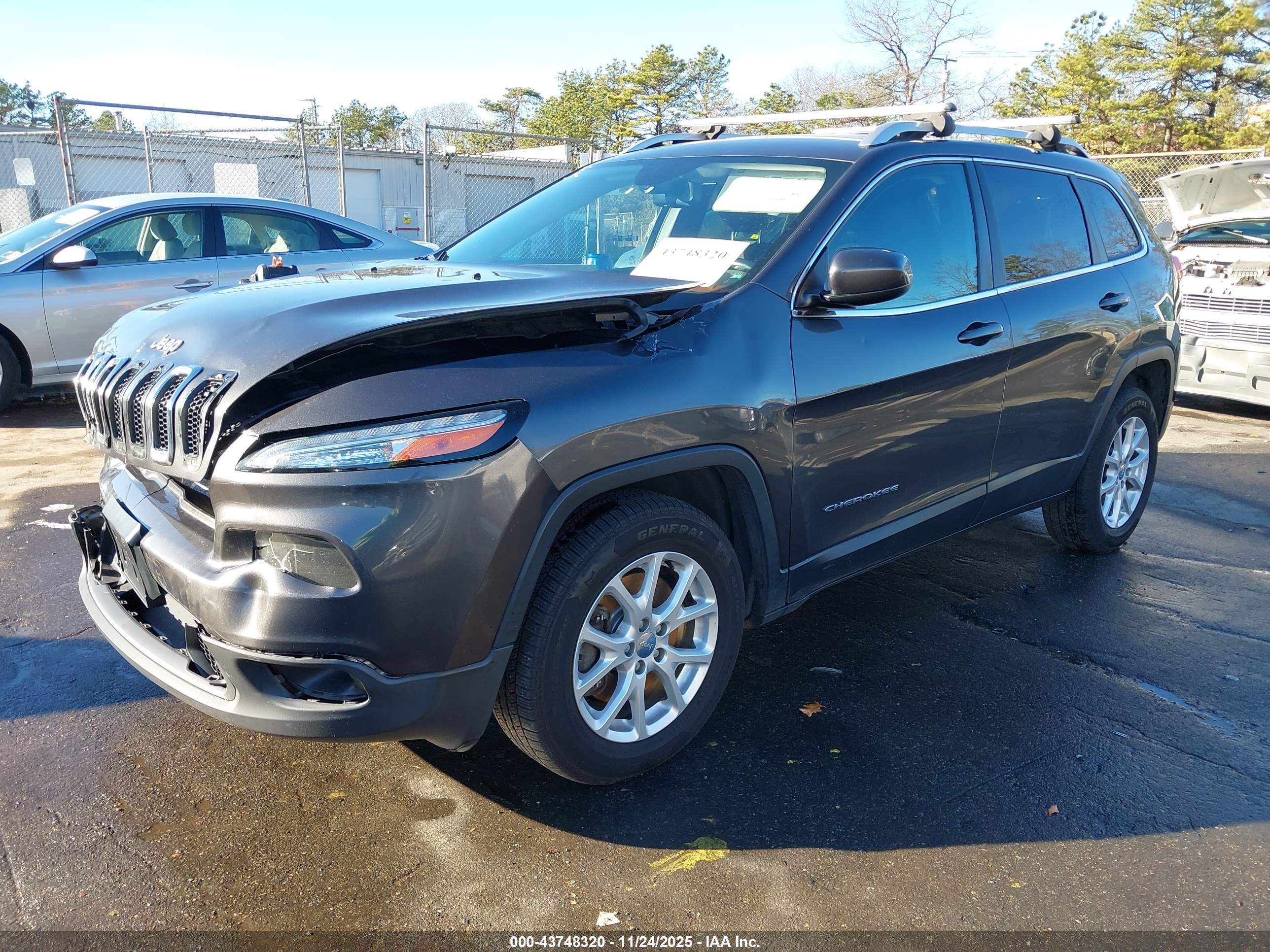 JEEP CHEROKEE image 2