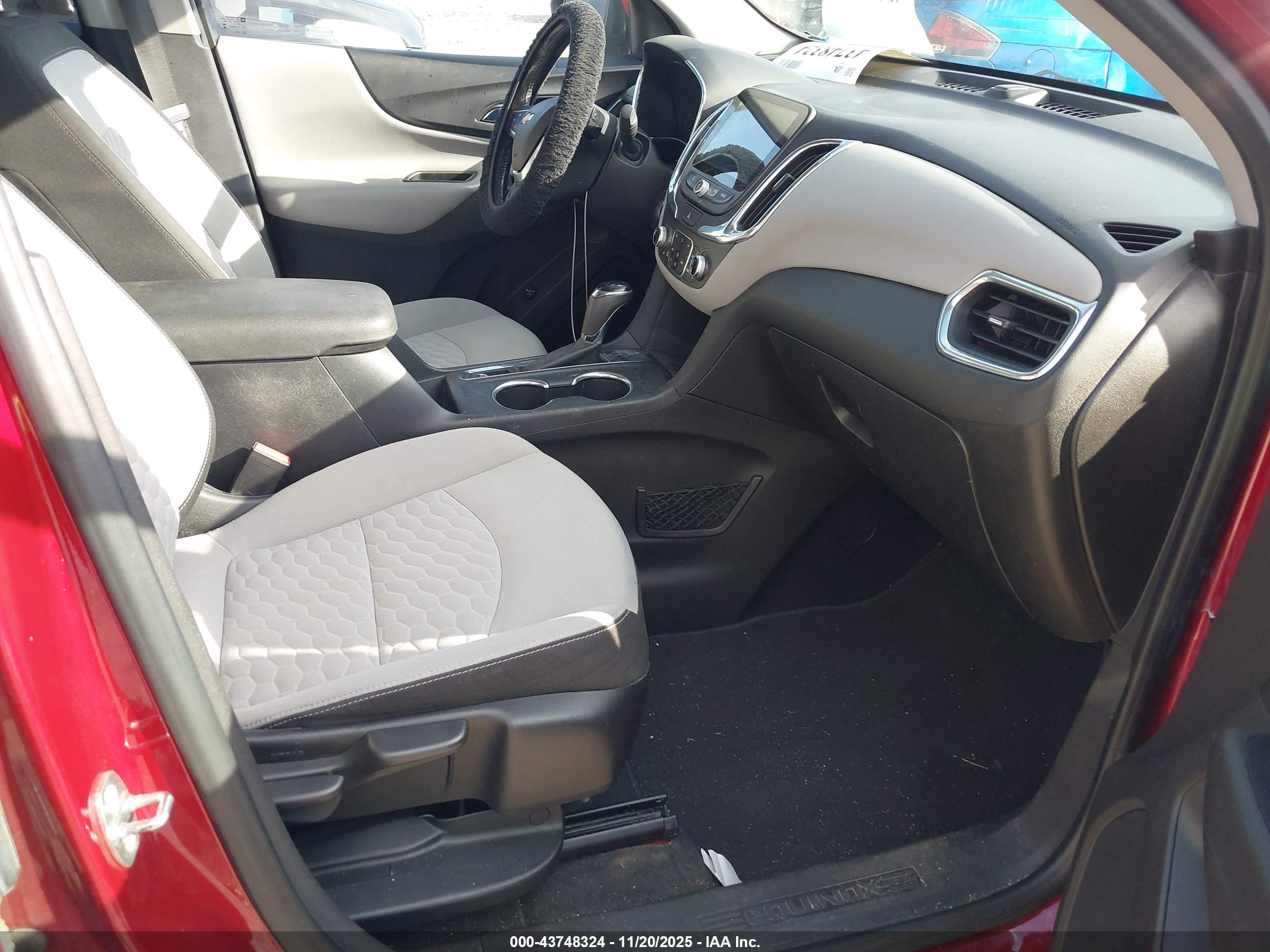 CHEVROLET EQUINOX image 5