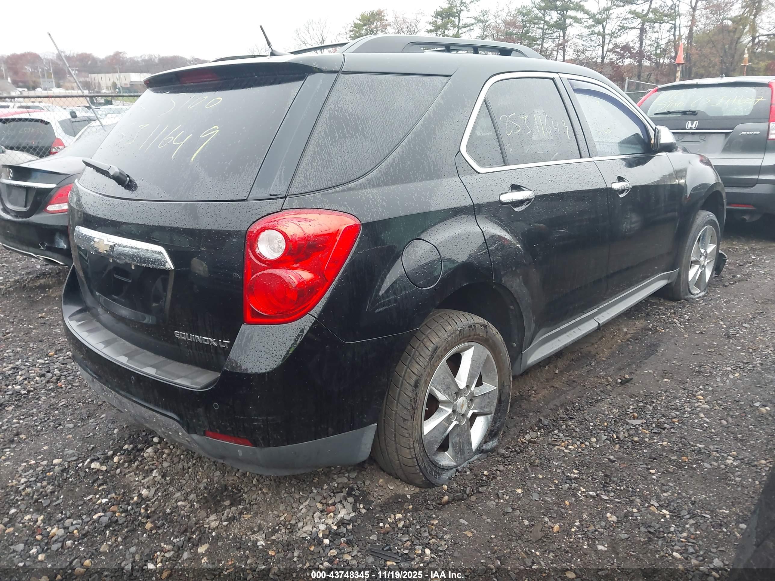CHEVROLET EQUINOX image 4