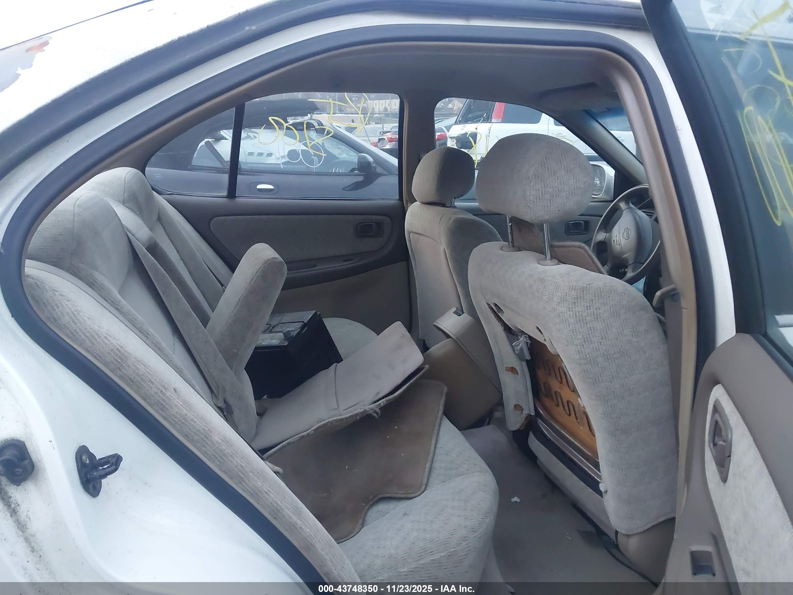 NISSAN ALTIMA image 8