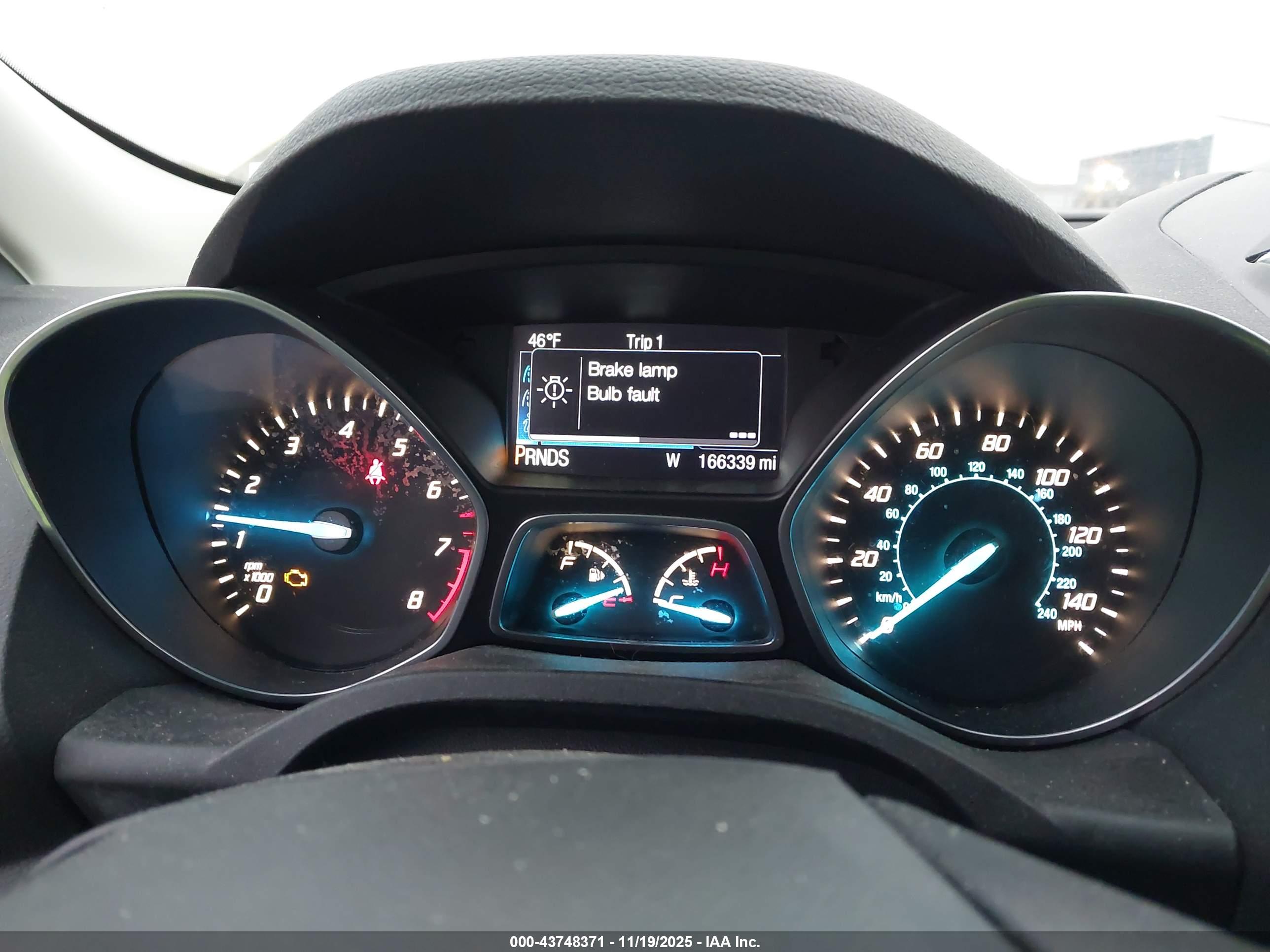 FORD ESCAPE image 7