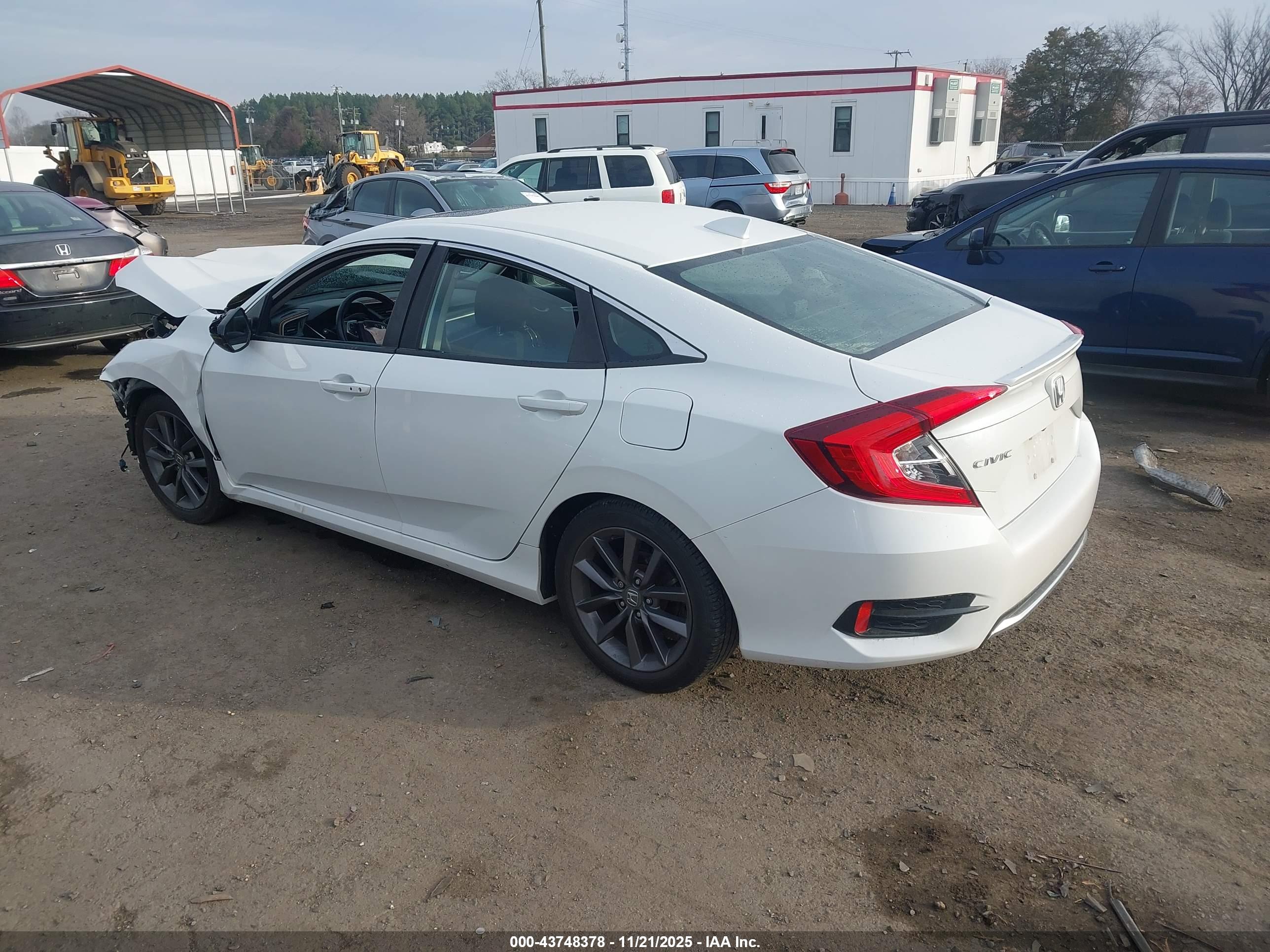 HONDA CIVIC image 3