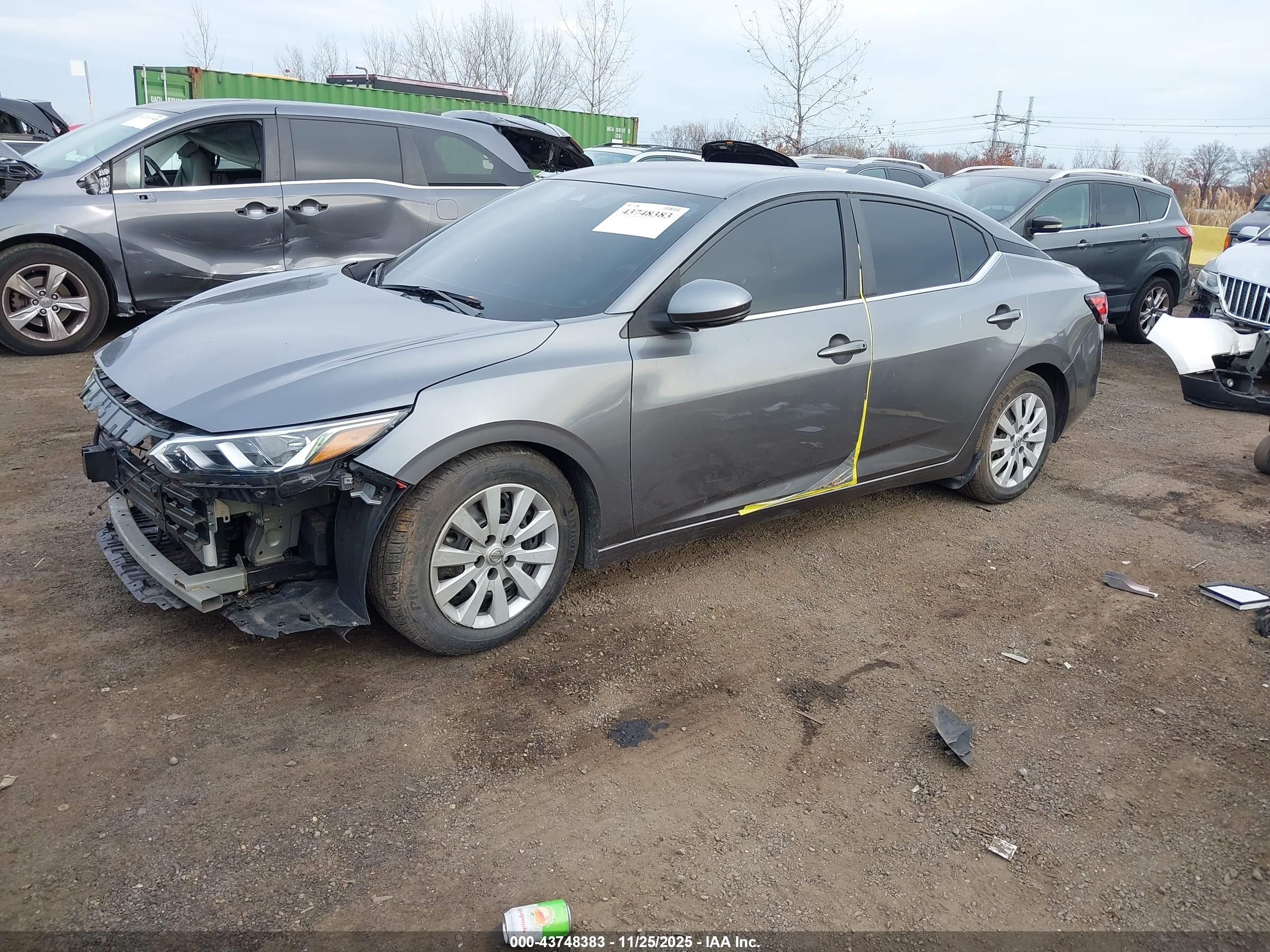 NISSAN SENTRA image 2
