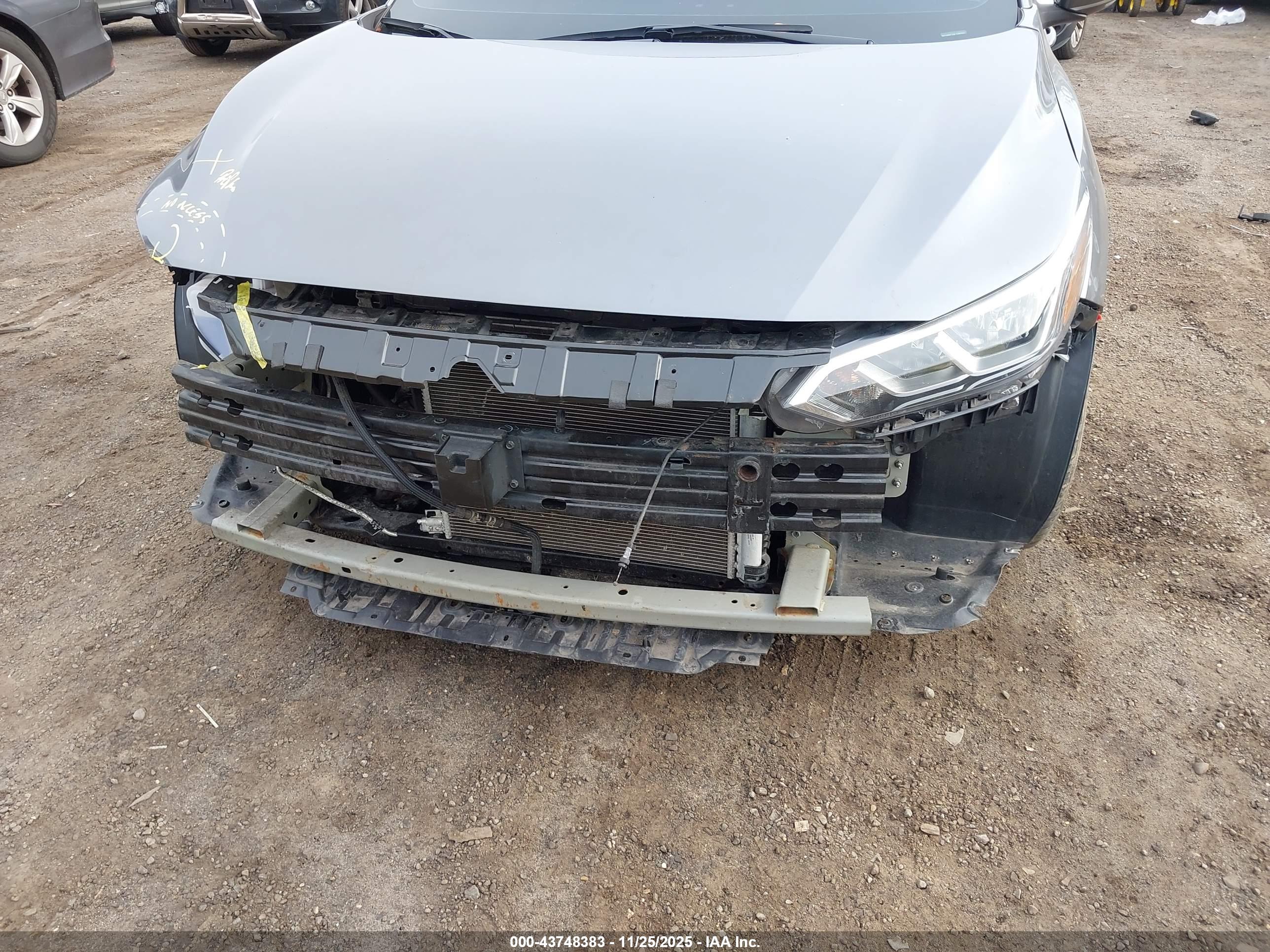 NISSAN SENTRA image 6