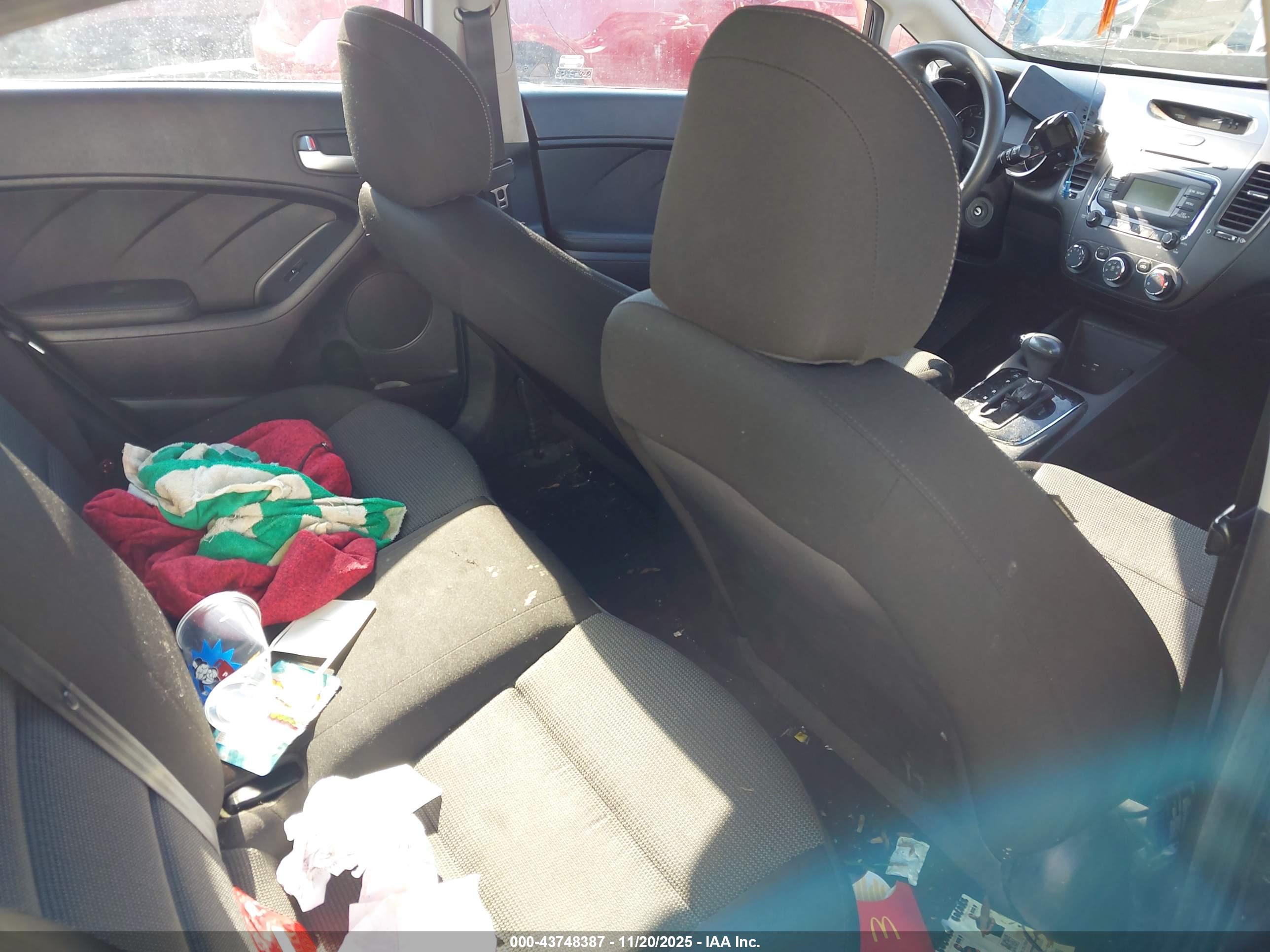 KIA FORTE image 8