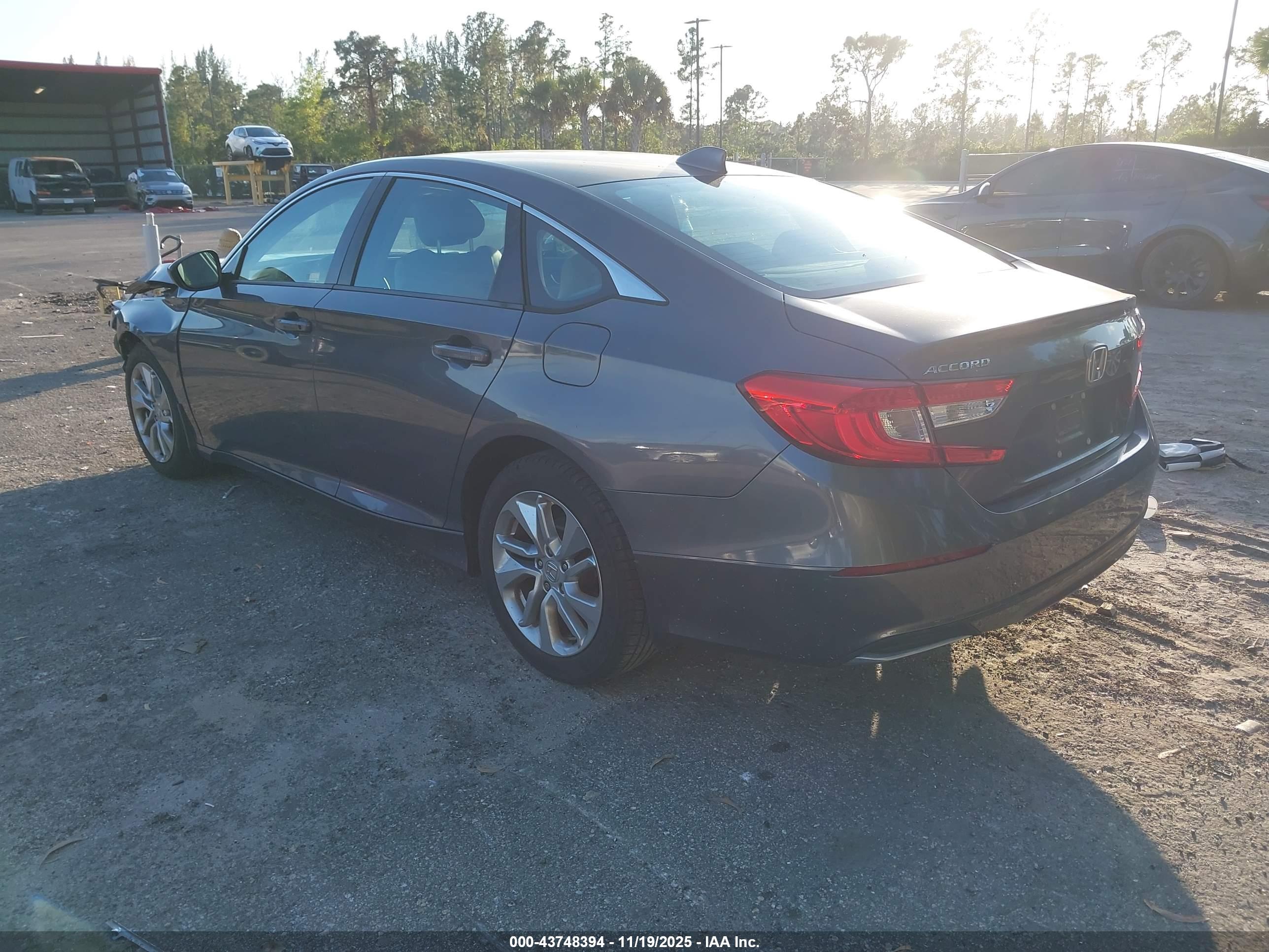 HONDA ACCORD image 3