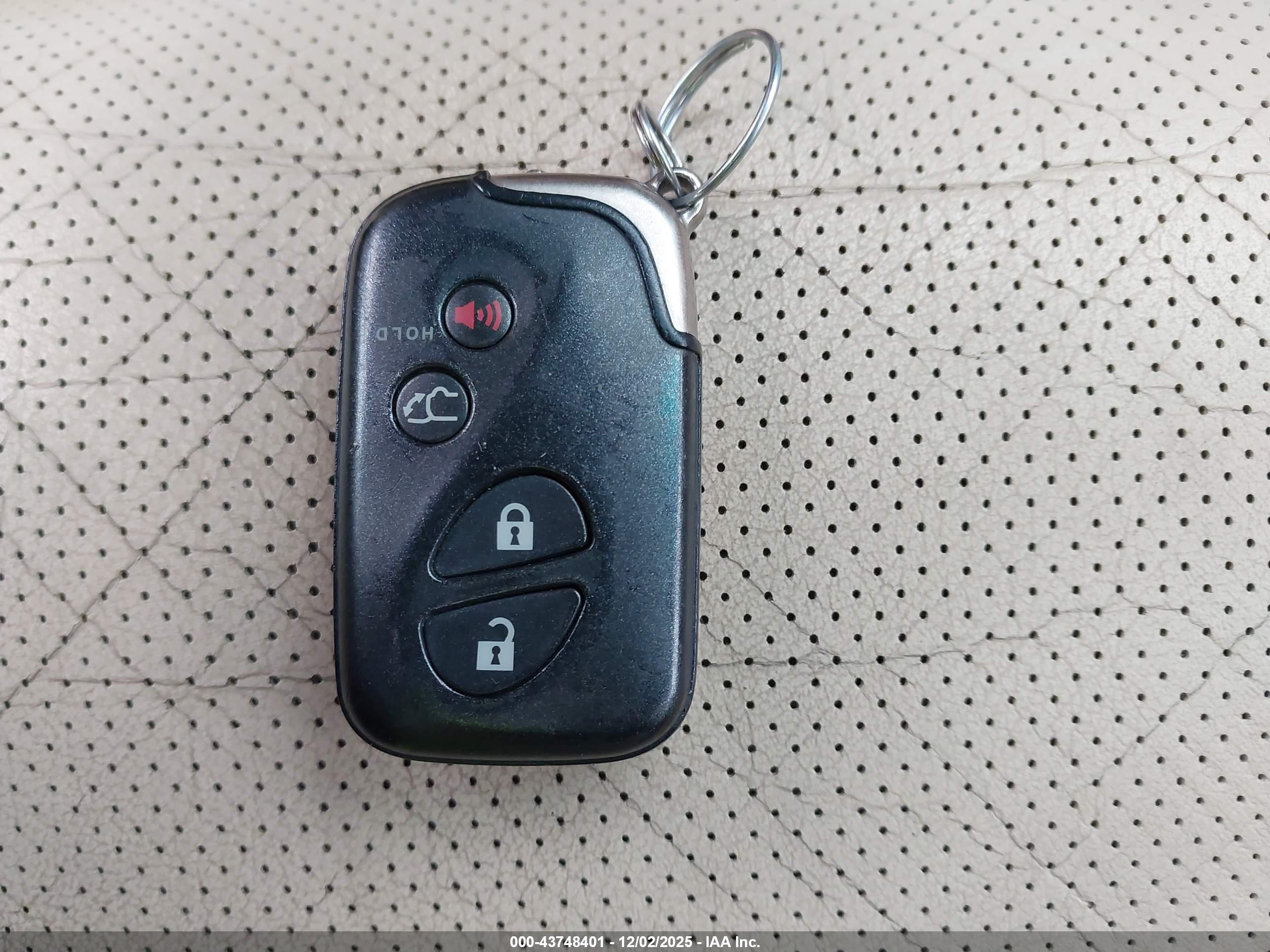 LEXUS RX image 11