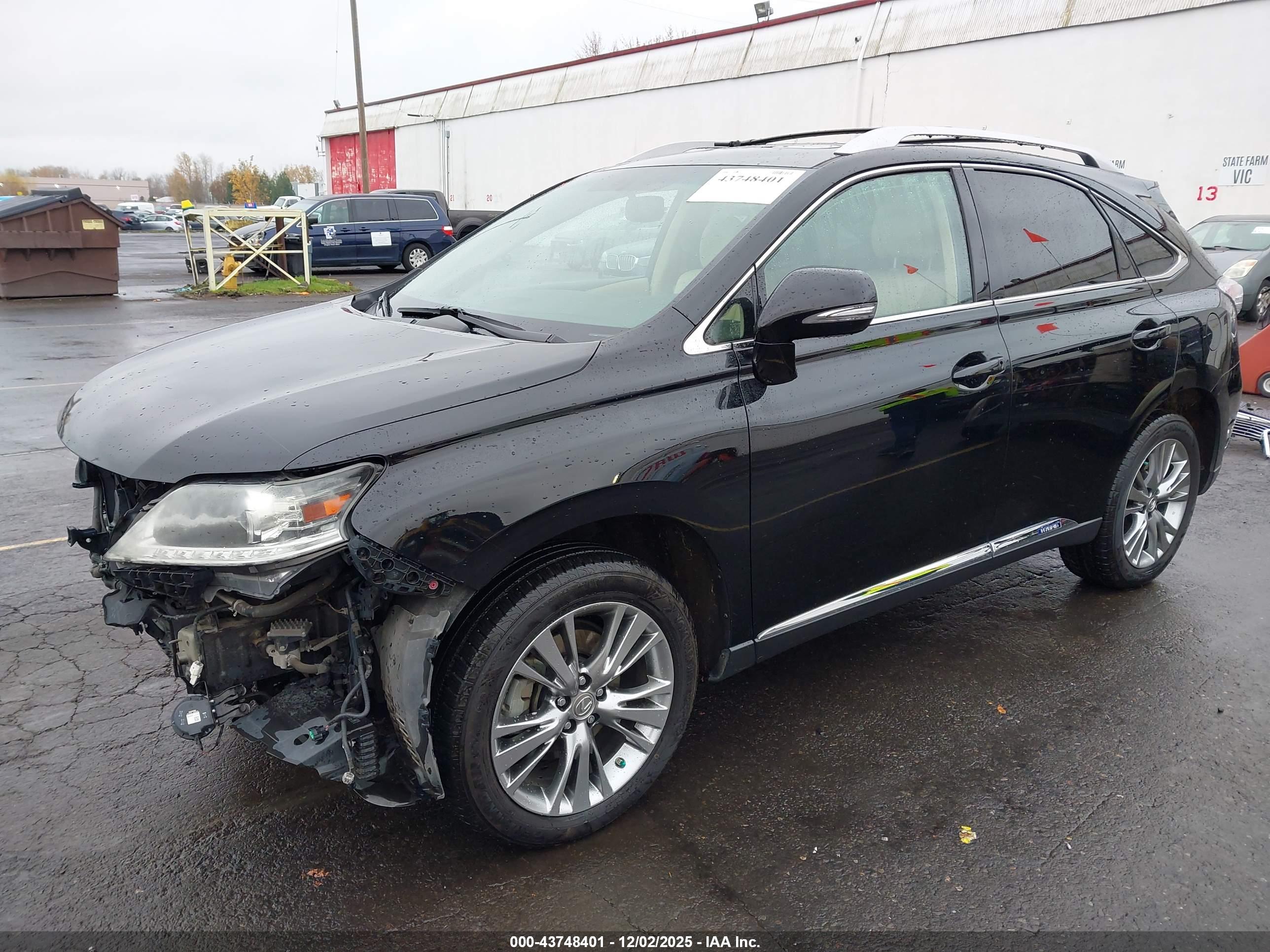 LEXUS RX image 2