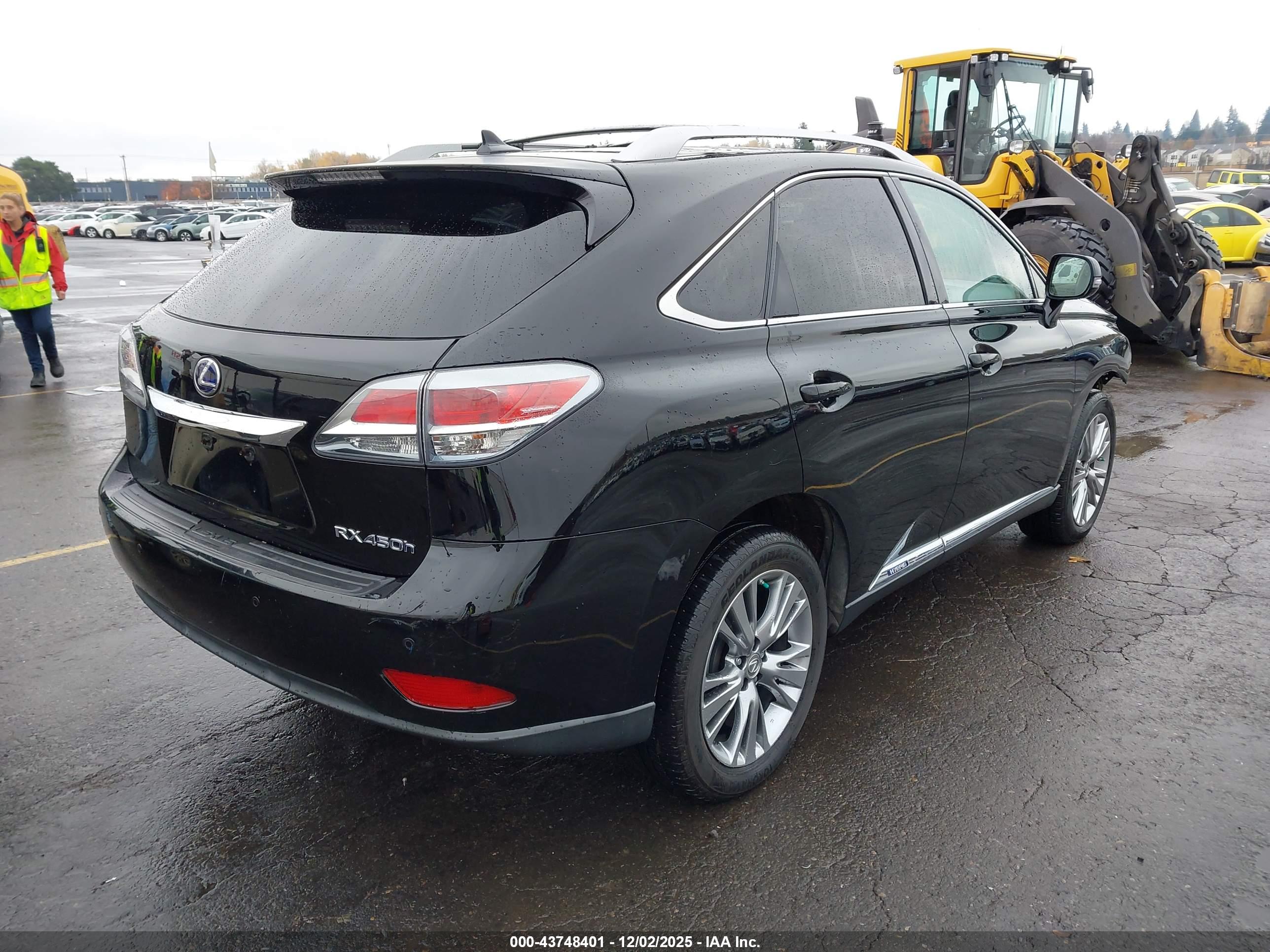 LEXUS RX image 4