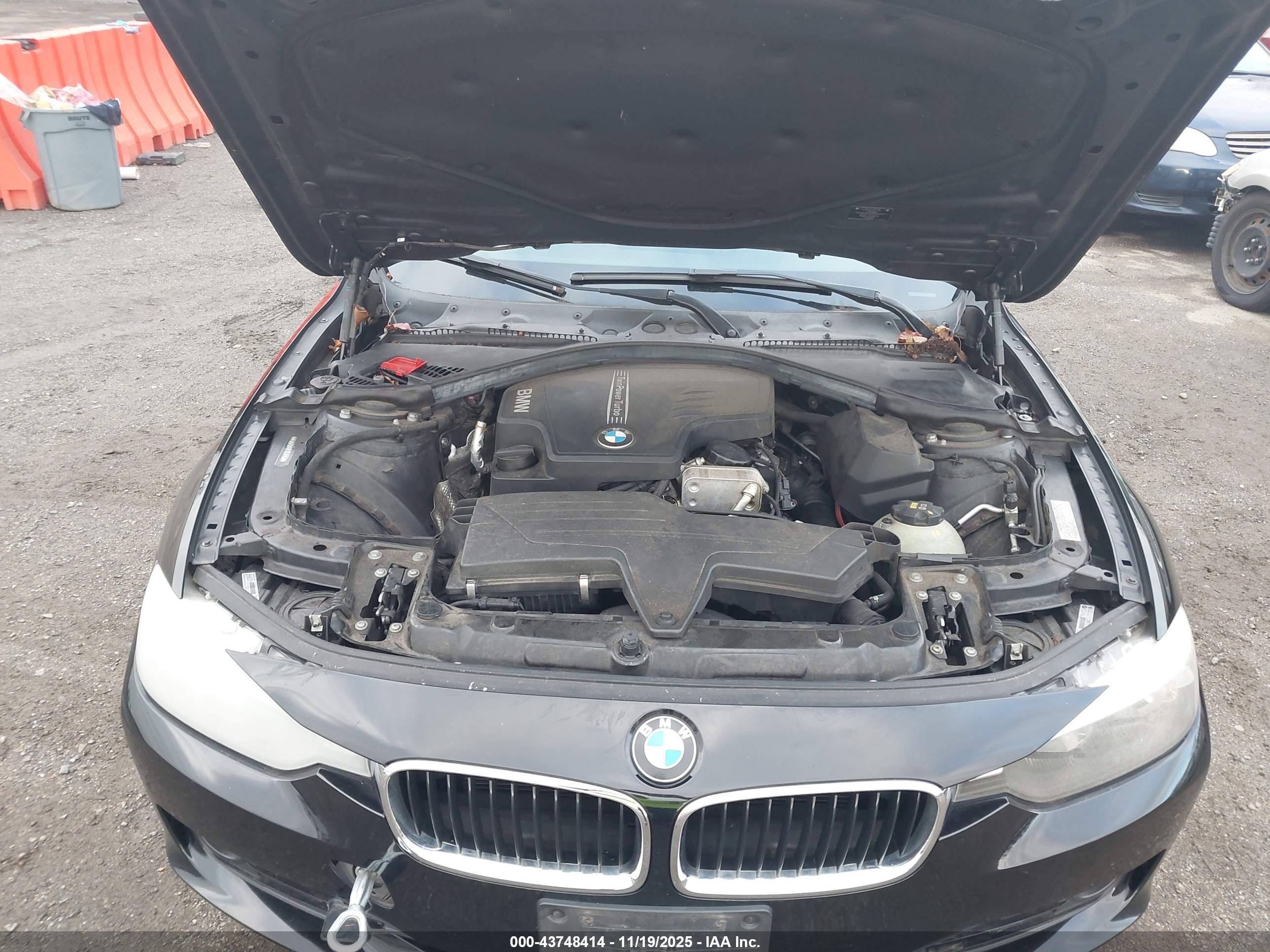 BMW 328I image 10