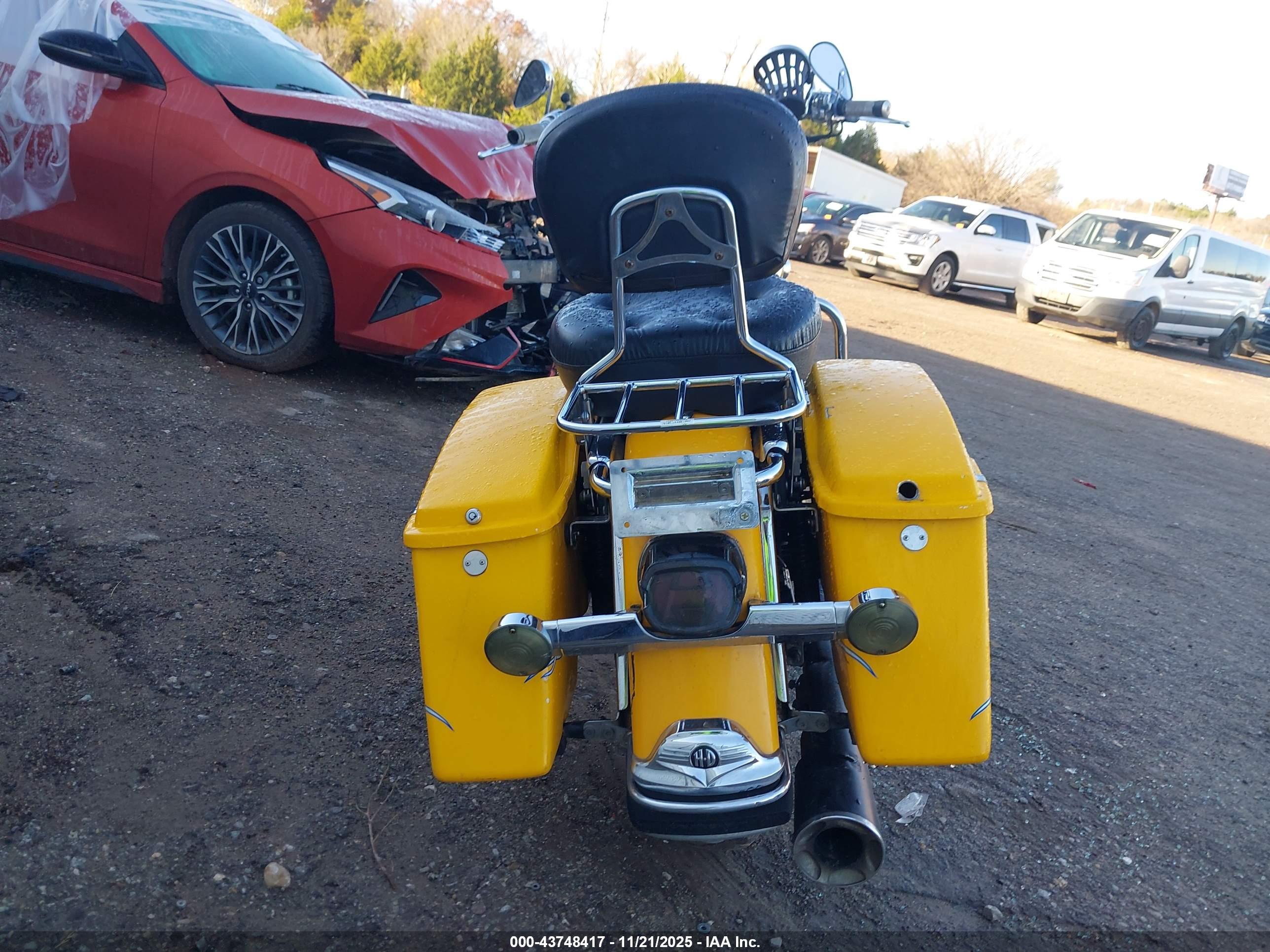 HARLEY-DAVIDSON FLHRCI image 6