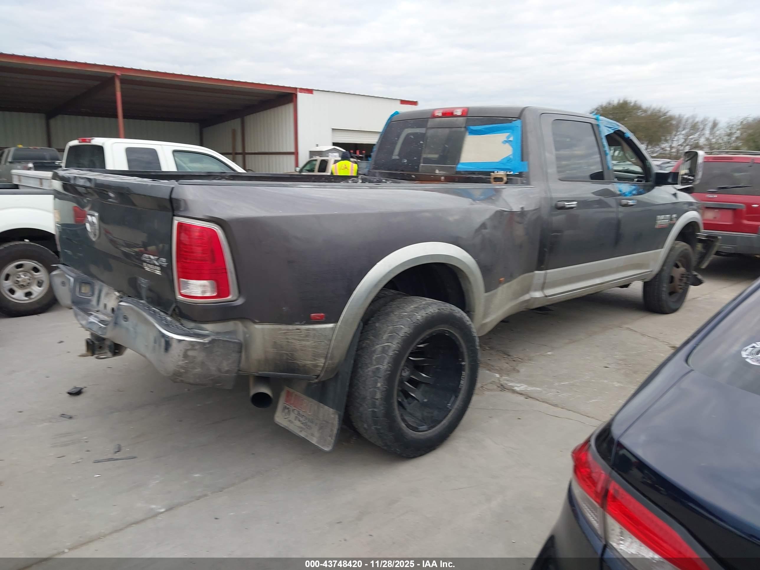 RAM 3500 image 4