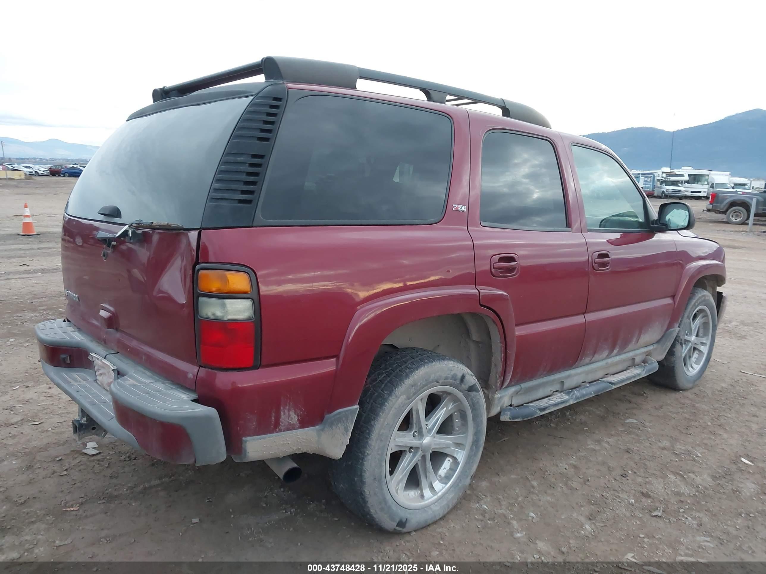 CHEVROLET TAHOE image 4