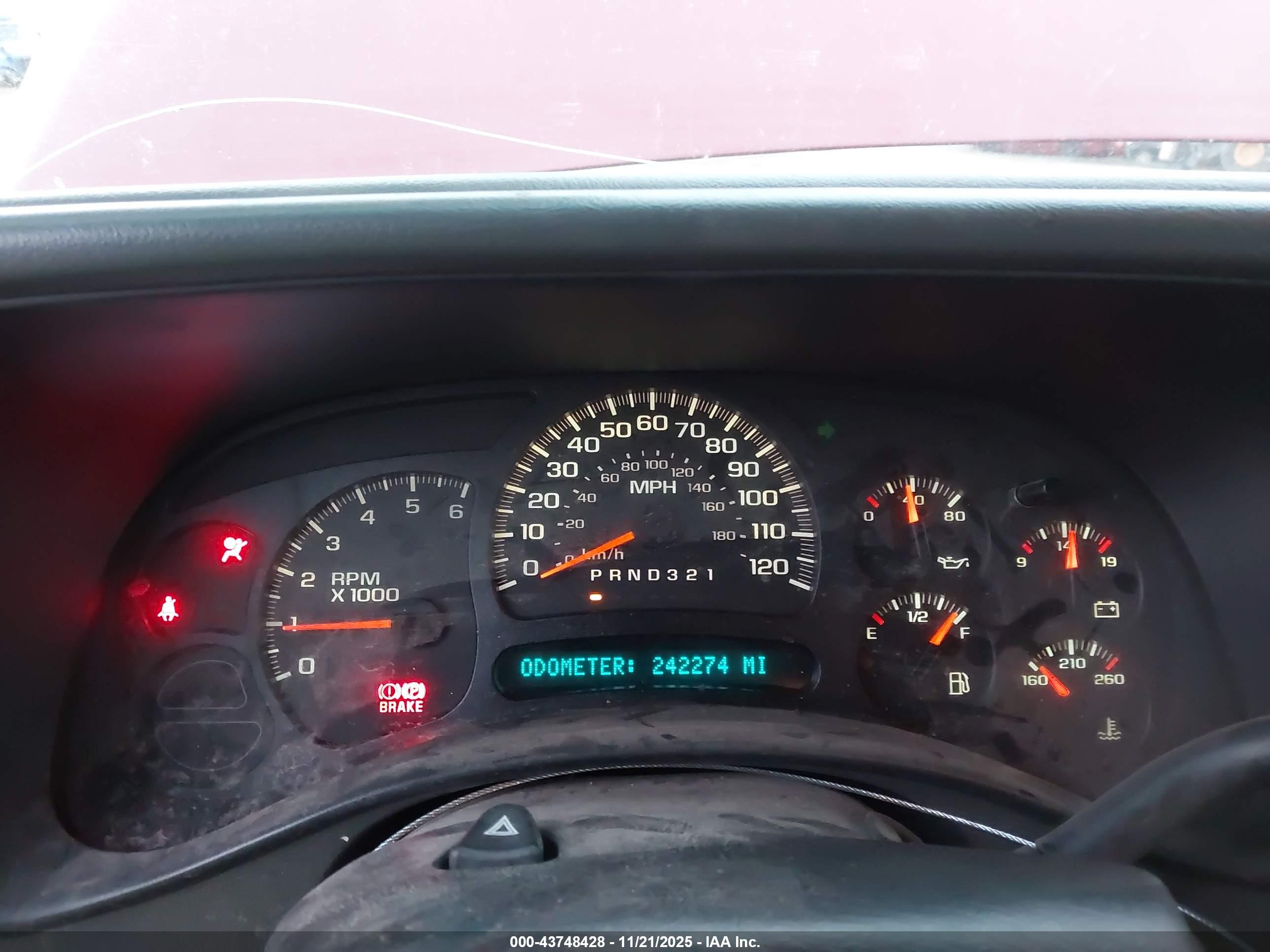CHEVROLET TAHOE image 7